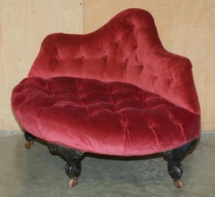 FINE PAIR OF ANTIQUE VICTORIAN CHESTERFIELD TUFTED WINDOW CONVERSATION CHAIRs