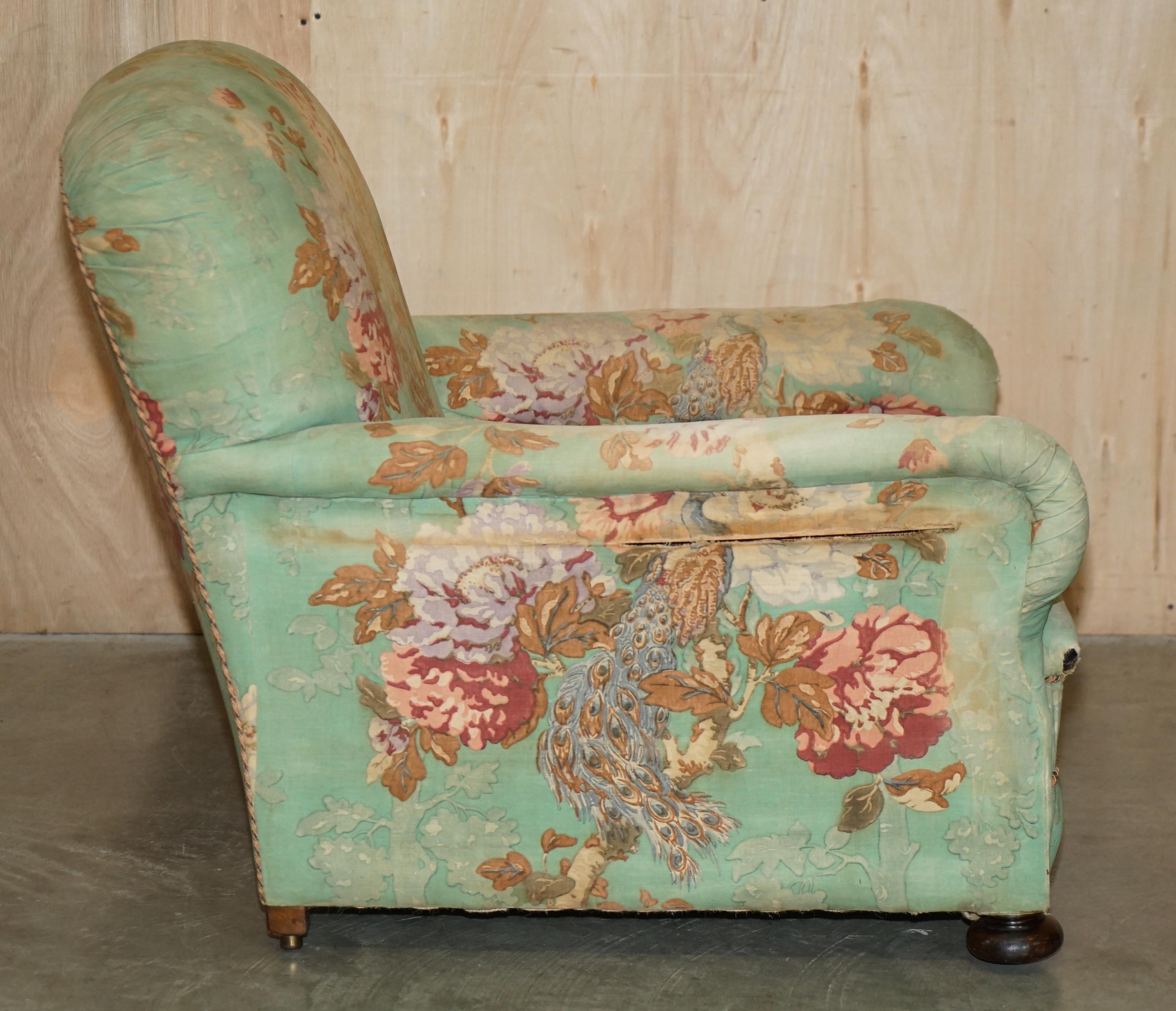 FINE PAIR OF ANTIQUE VICTORIAN MAPLE & CO HOWARD ENGLISH COUNTRY HOUSE ARMCHAIRs 12
