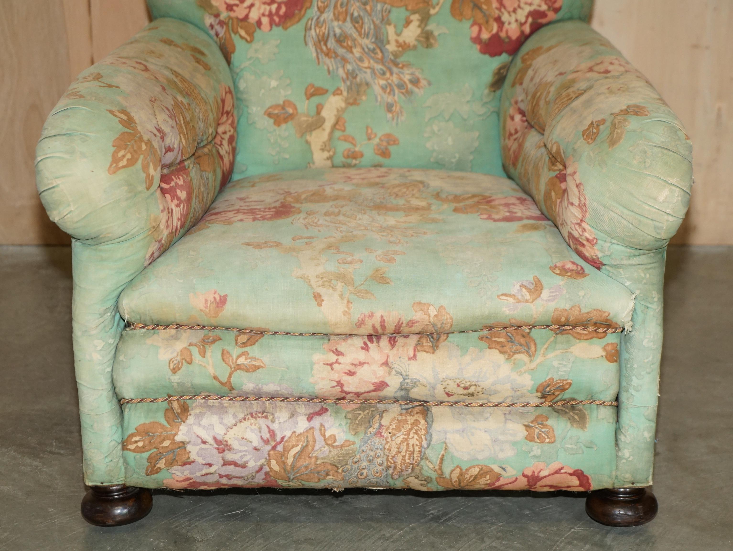 Upholstery FINE PAIR OF ANTIQUE VICTORIAN MAPLE & CO HOWARD ENGLISH COUNTRY HOUSE ARMCHAIRs