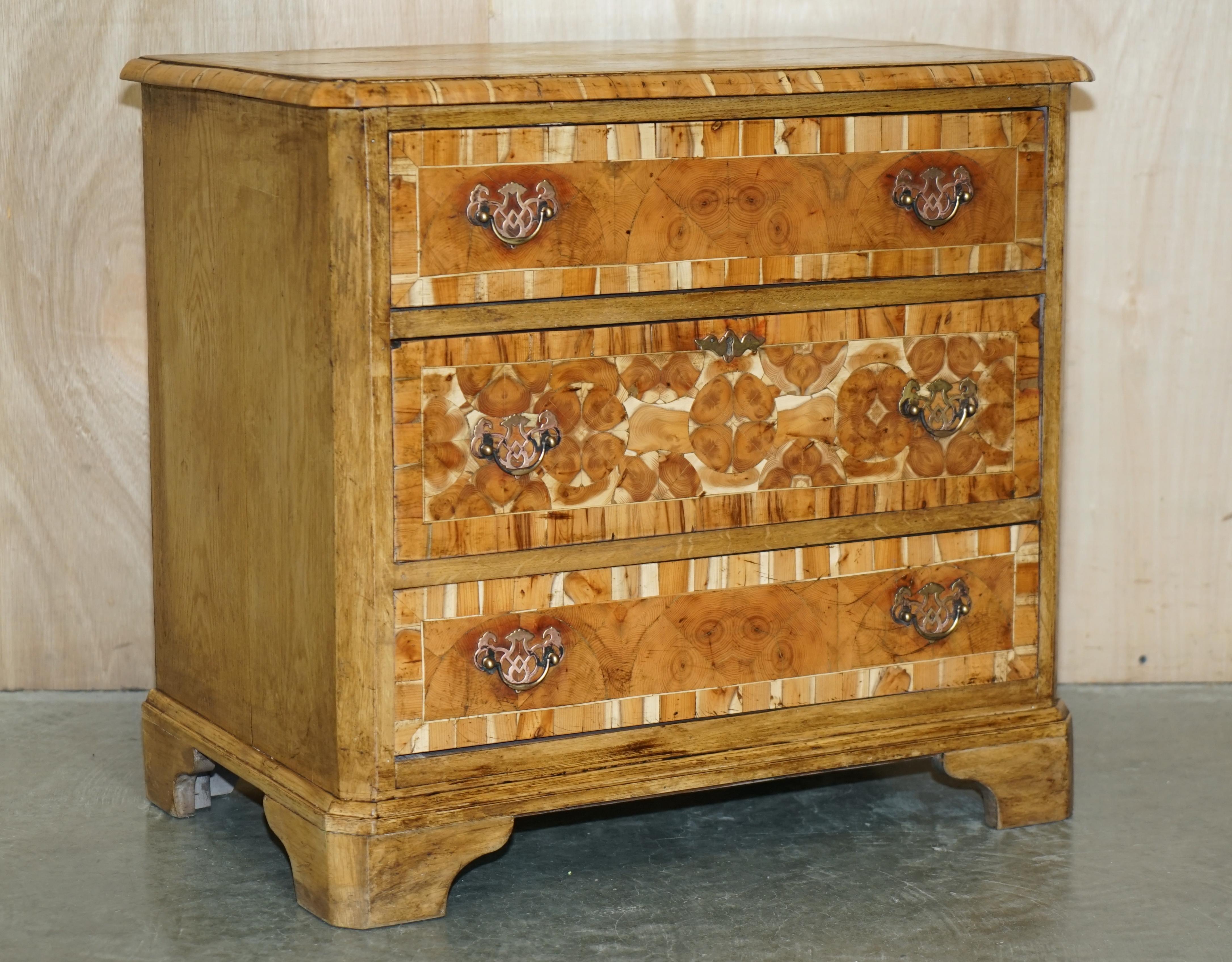 William and Mary Fine Pair of Antique William & Mary Pine Oyster Laburnum Wood Chest of Drawers