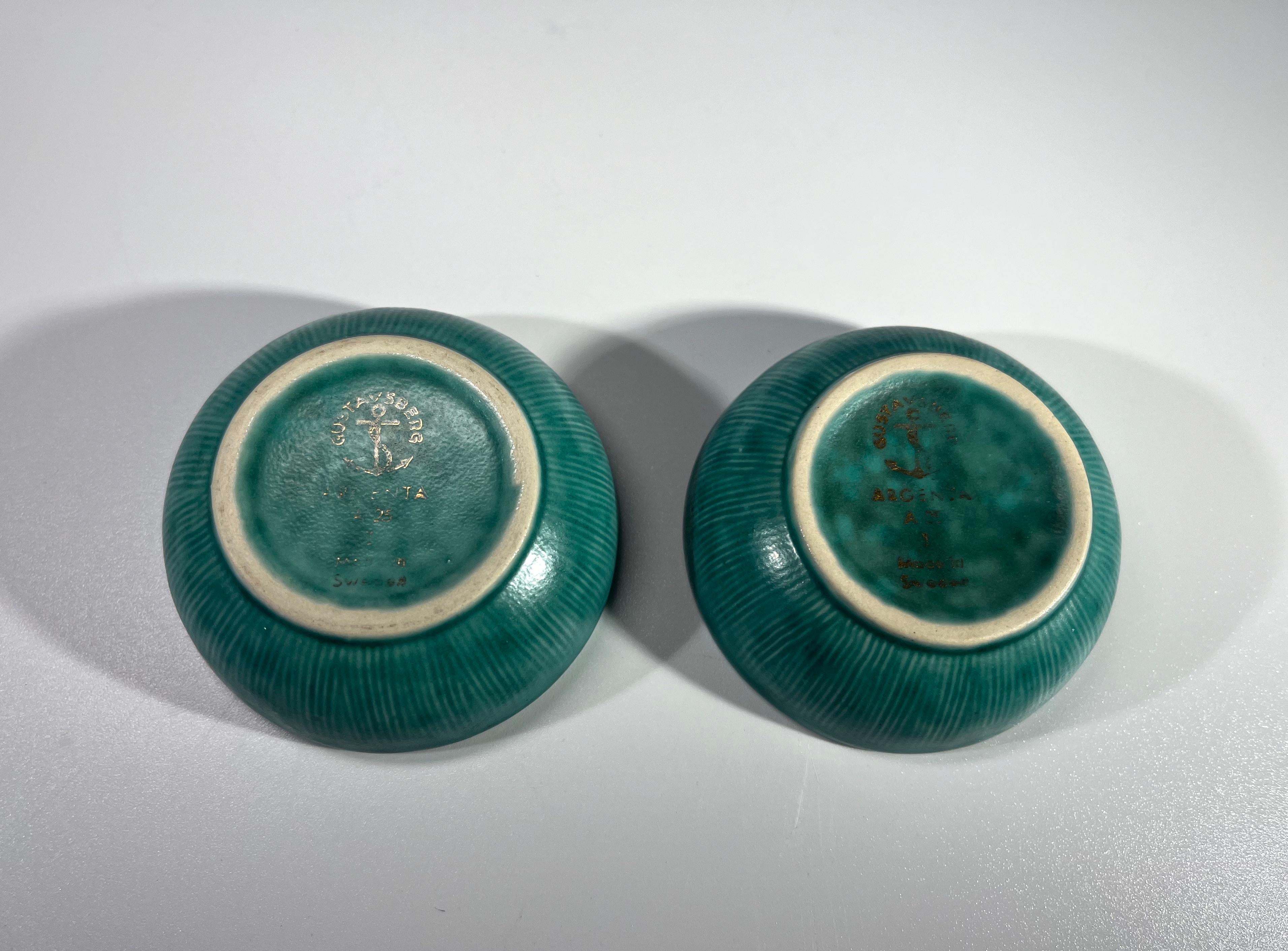 Paire de sels Argenta par Wilhelm Kage, Suède. Grès à l'argent appliqué en vente 1