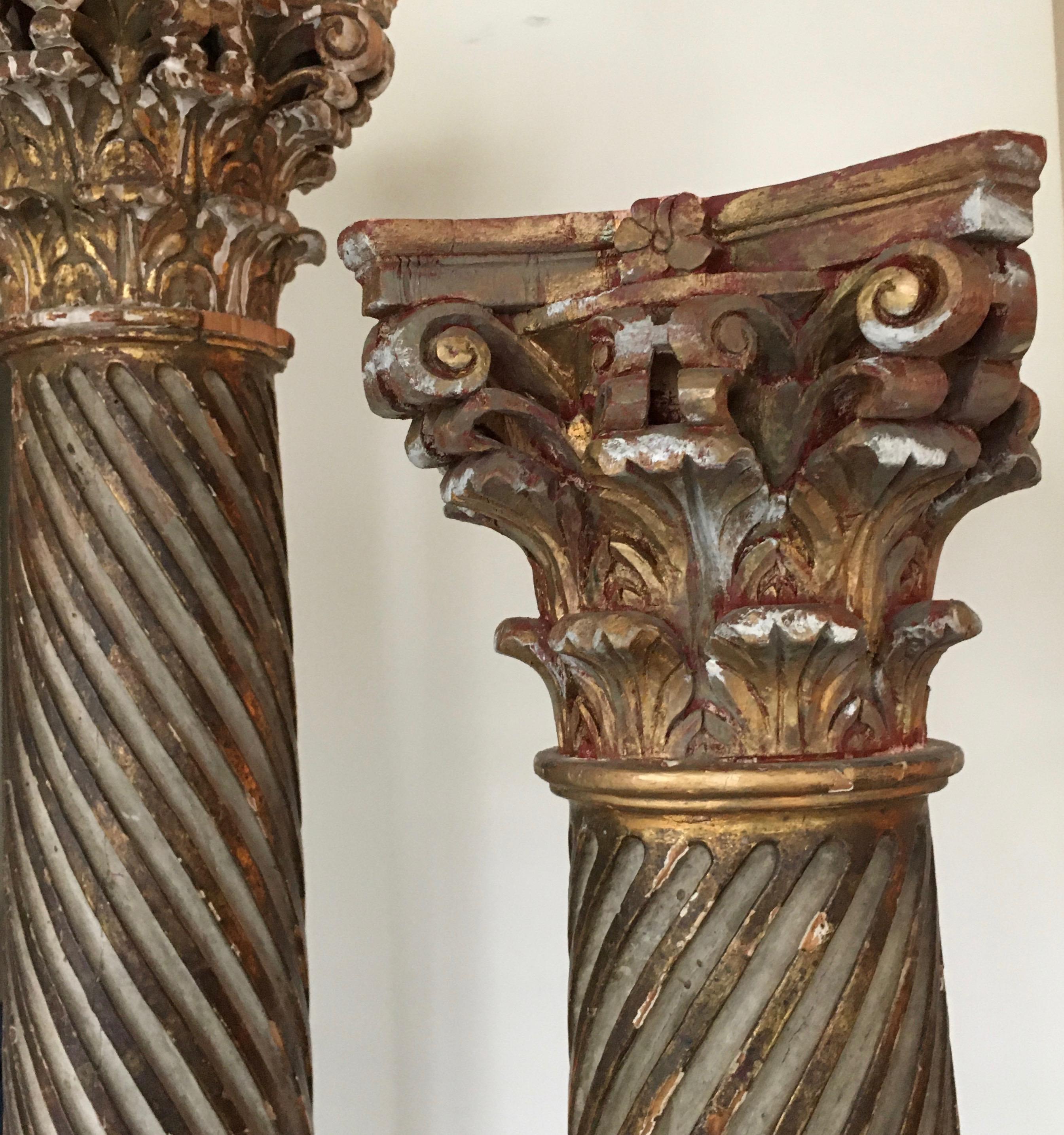 Gilt Fine Pair of Baroque Columns, Italy, End of 18th Century For Sale