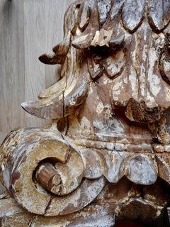 Fine Pair of Big Hand Carved Corinthian Pilaster Capitals, Italy, 18th Century