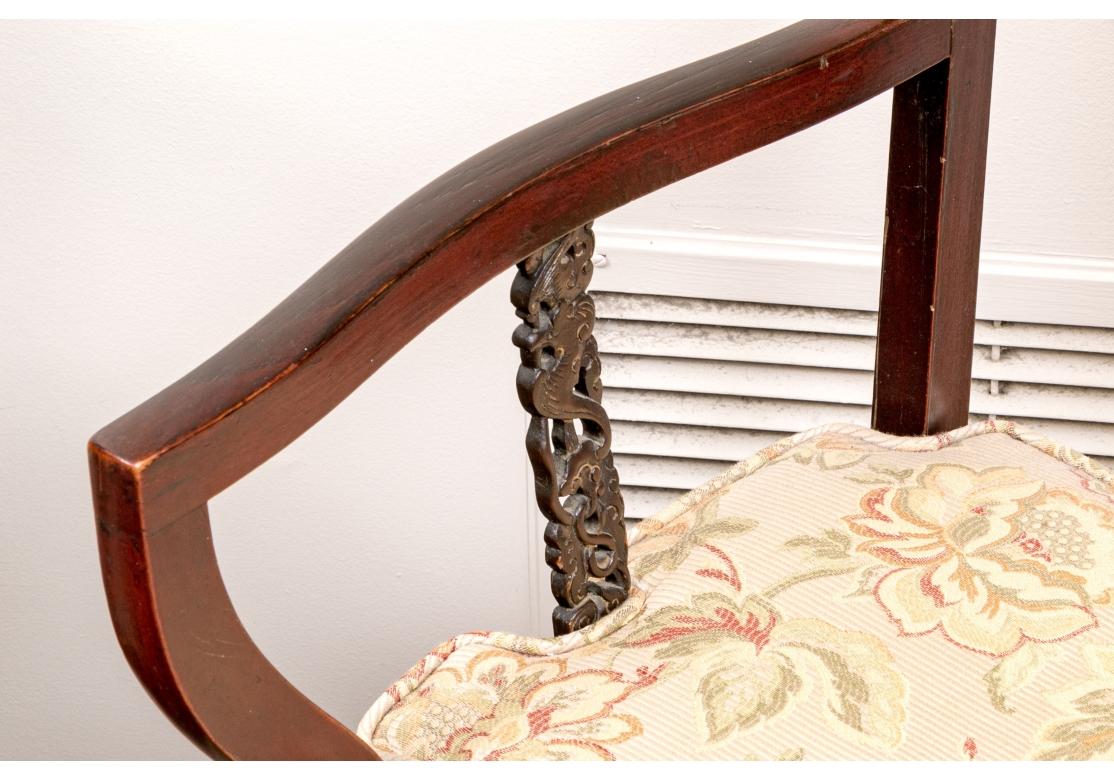 Fino Par De Sillones Chinos Tallados Tela en venta