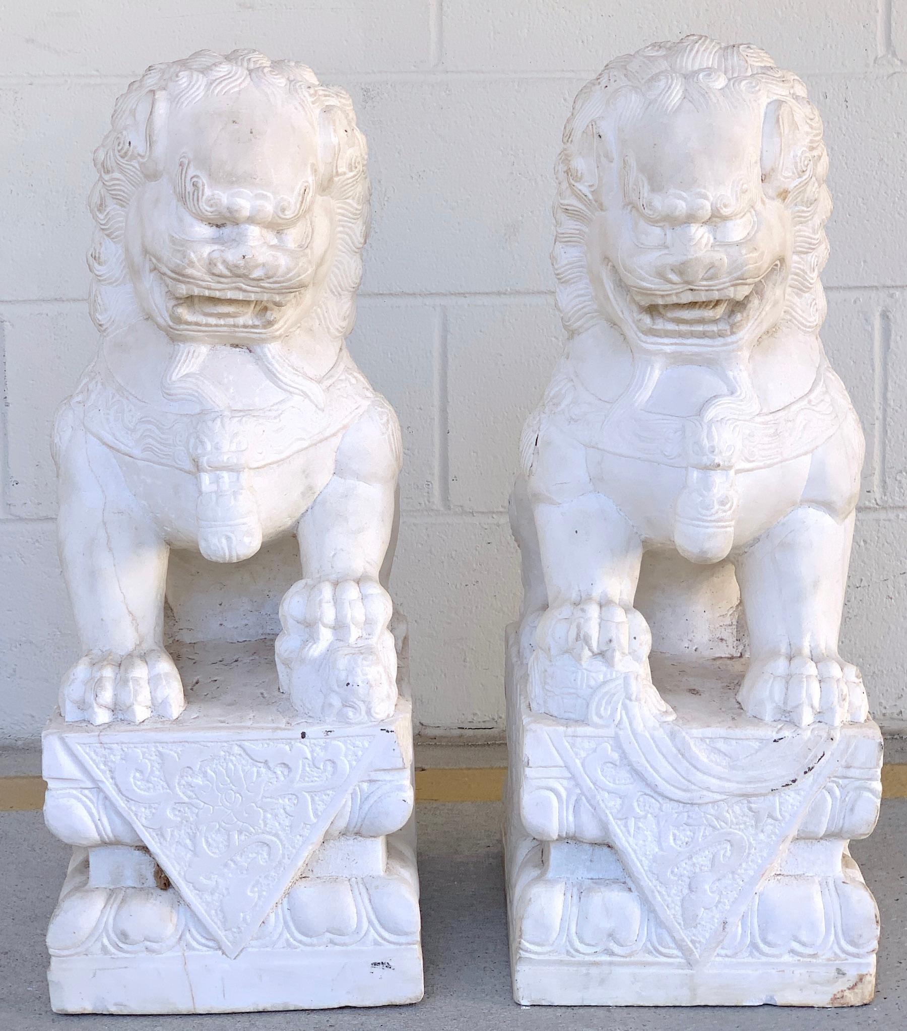 Fine Pair of Chinese Export Marble Seated Foo Dogs 4