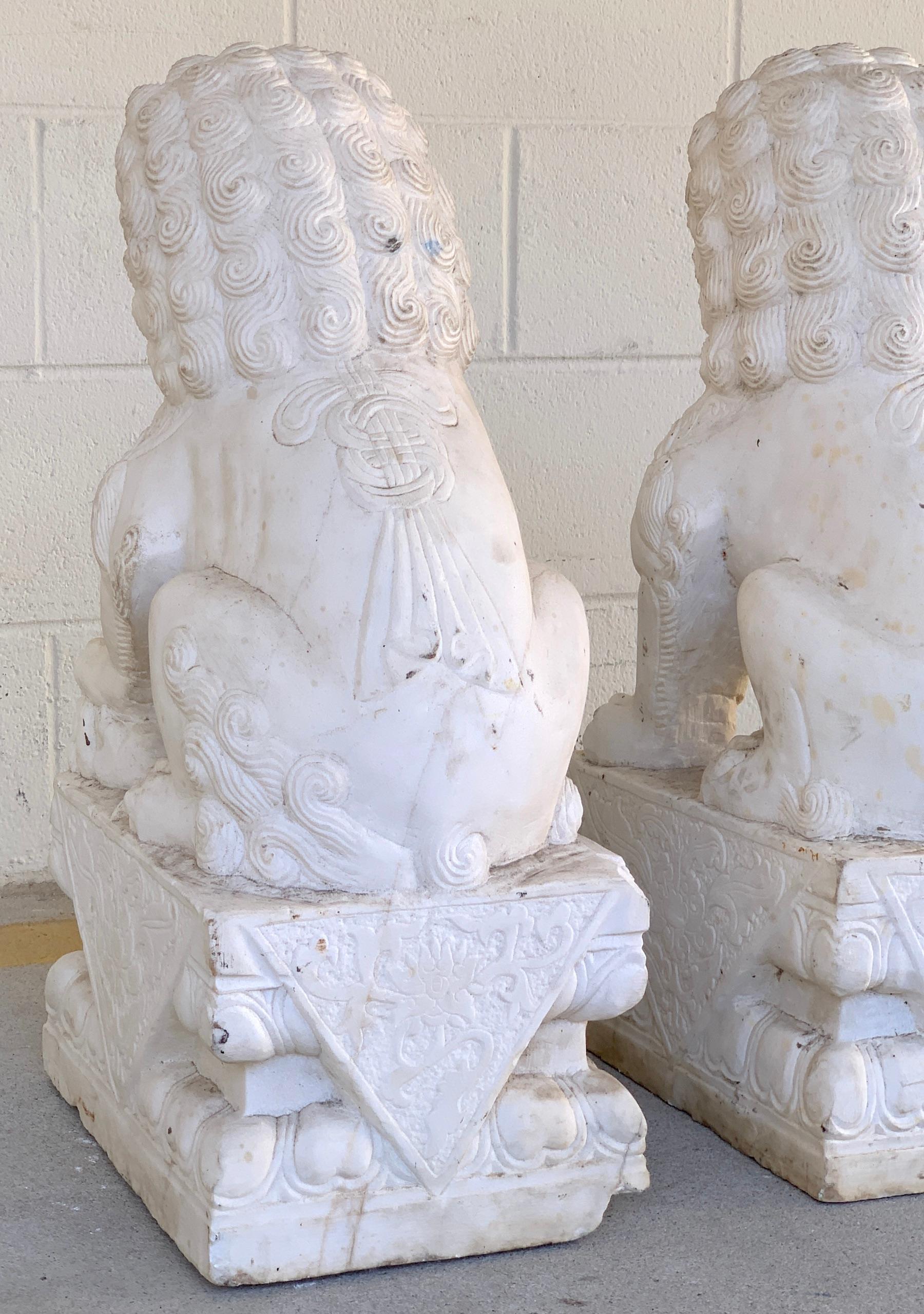 Fine Pair of Chinese Export Marble Seated Foo Dogs For Sale 3