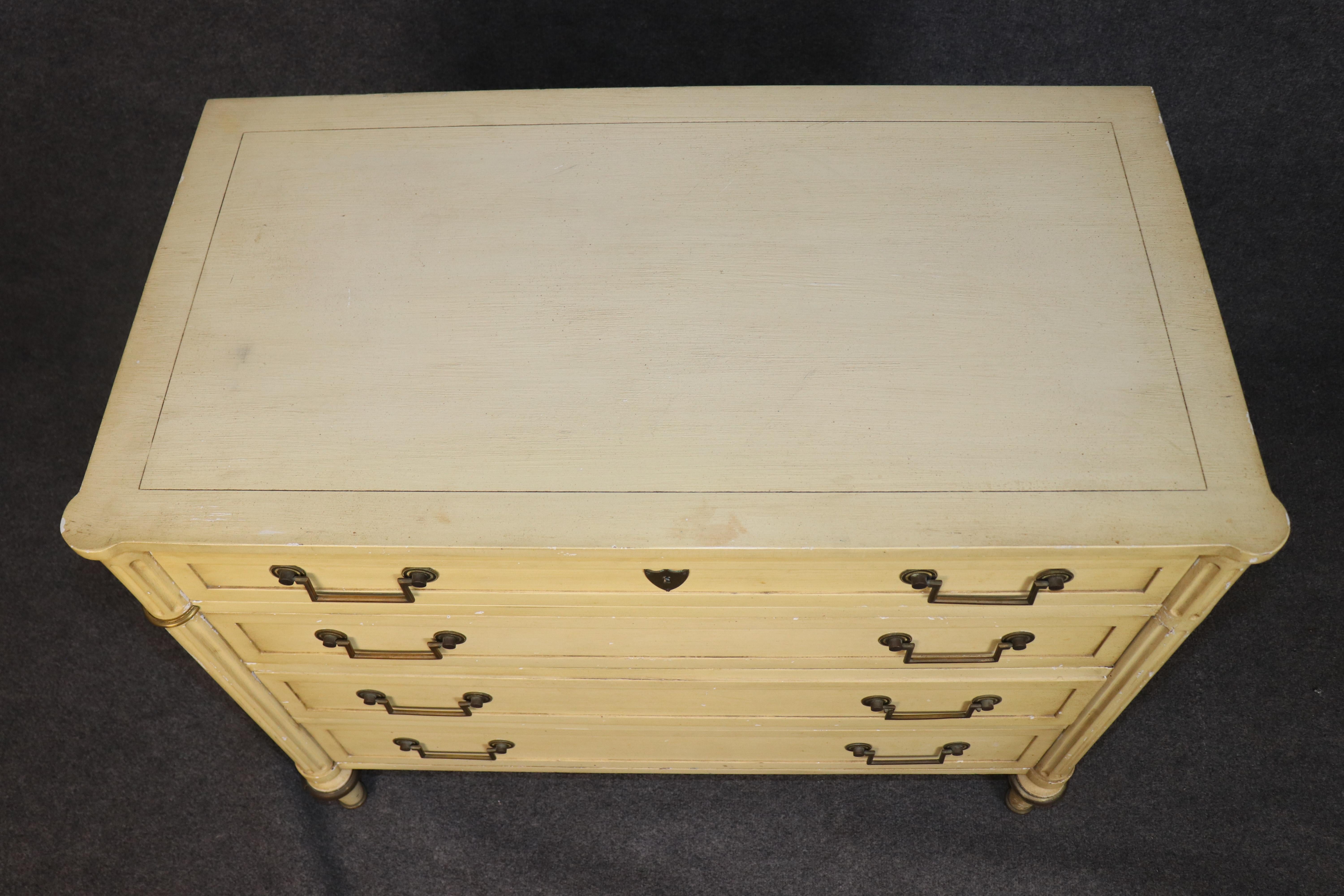 Fine Pair of Creme Painted French Directoire Style Commodes For Sale 1