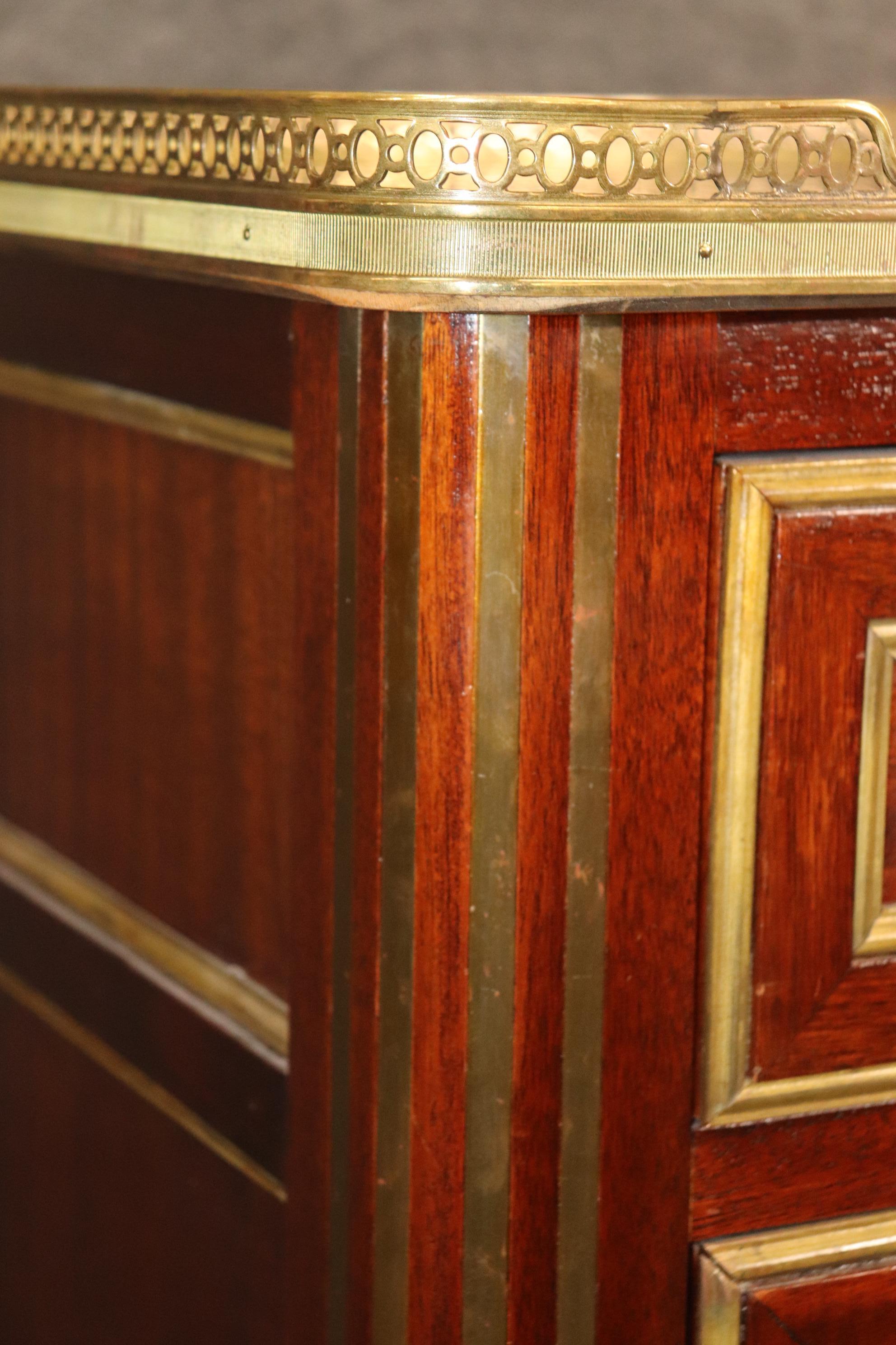 Mid-20th Century Fine Pair of Custom-Made French Louis XVI Bronze Mounted Jansen Style Commodes