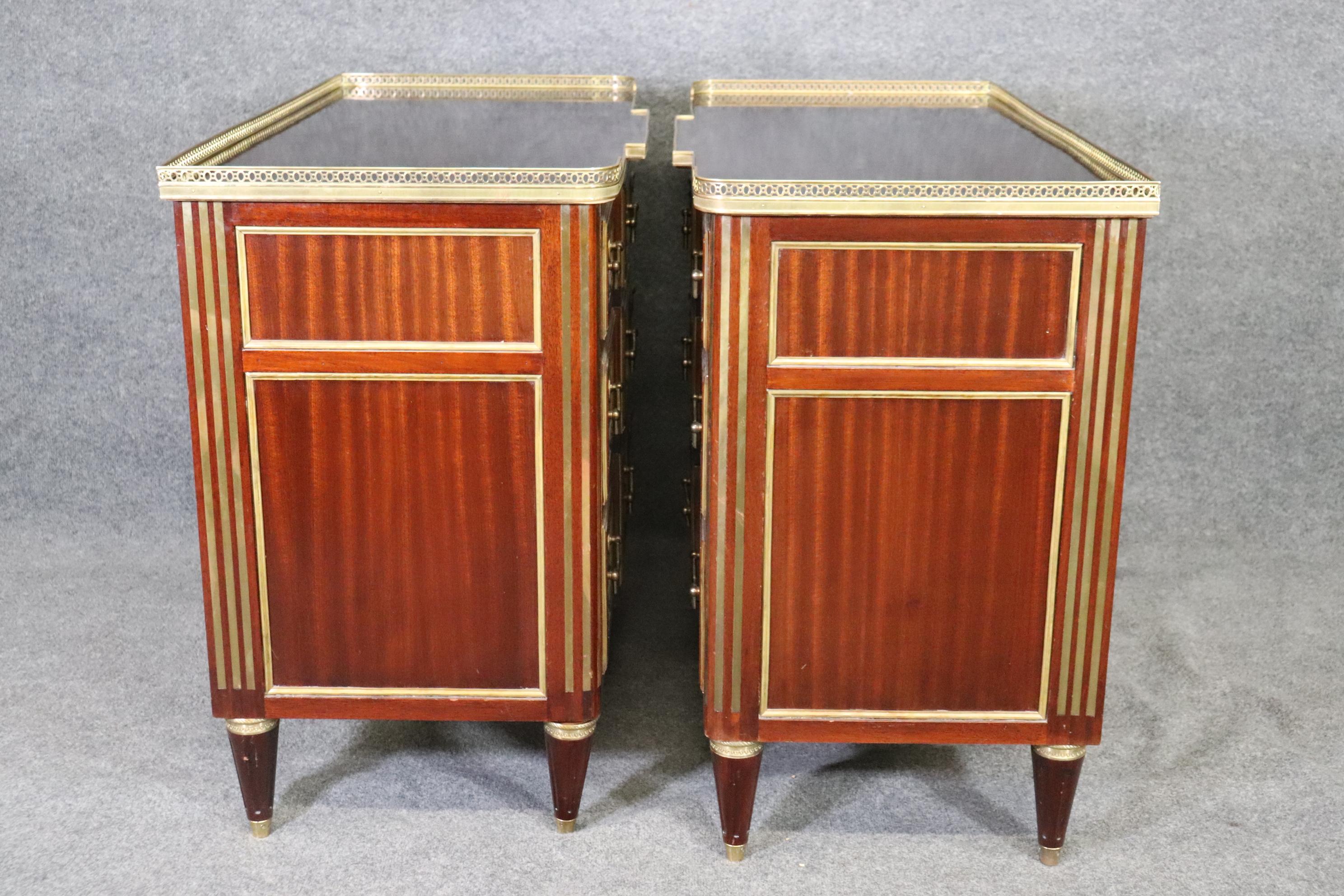 Fine Pair of Custom-Made French Louis XVI Bronze Mounted Jansen Style Commodes 3