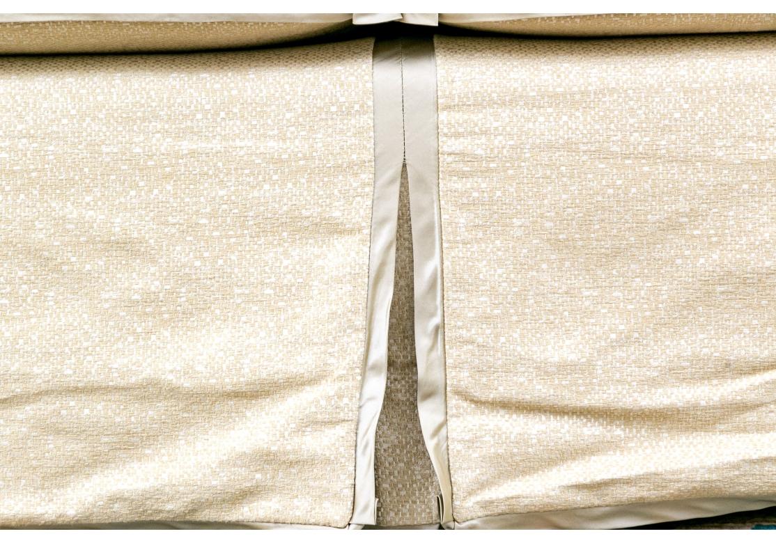 Fabric Fine Pair Of Custom Upholstered Loveseats For Sale