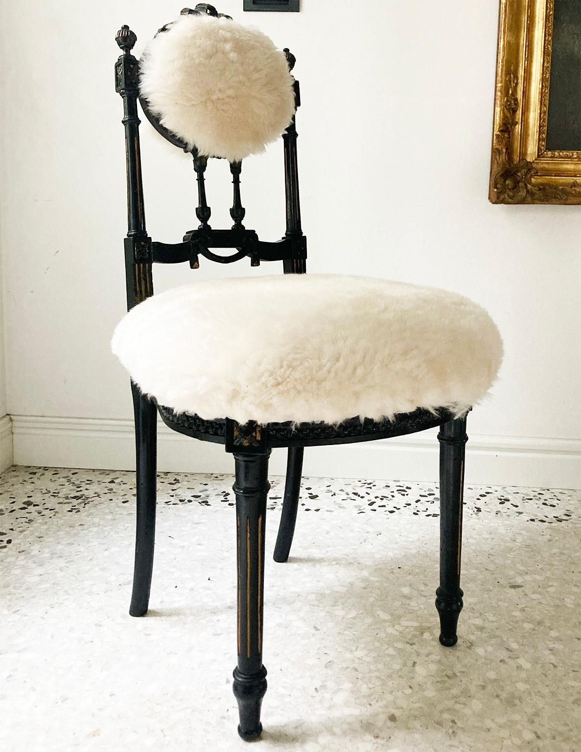 Fine Pair of Decorative Black Chairs with White Pure Wool , Sicily Italy 1920’s For Sale 5