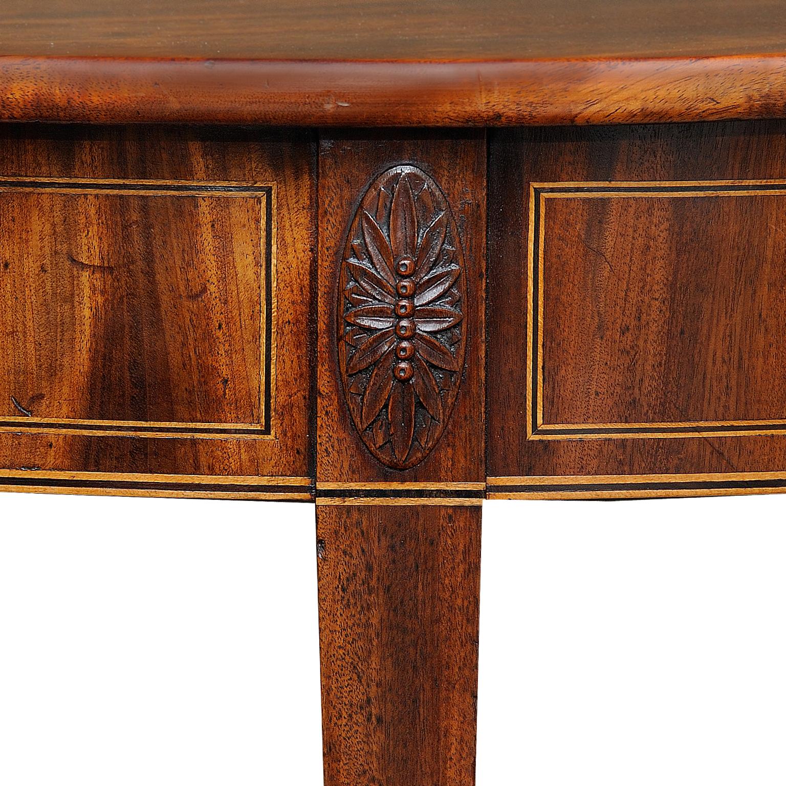 Fine Pair of English George III Demilune Side Tables, circa 1780 For Sale 1