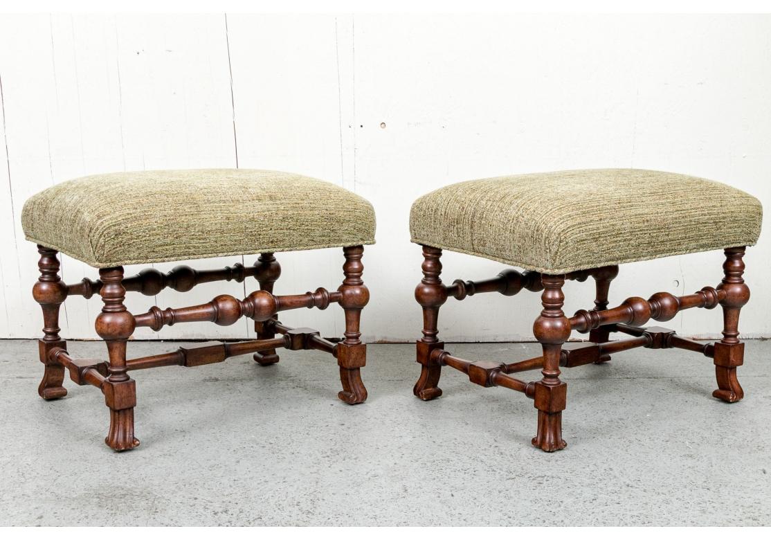 Fine Pair Of English Style Benches In Fair Condition In Bridgeport, CT