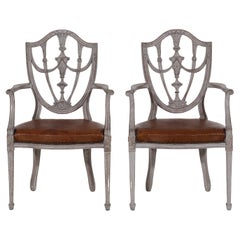 Paire de fauteuils européens, A.I.C.