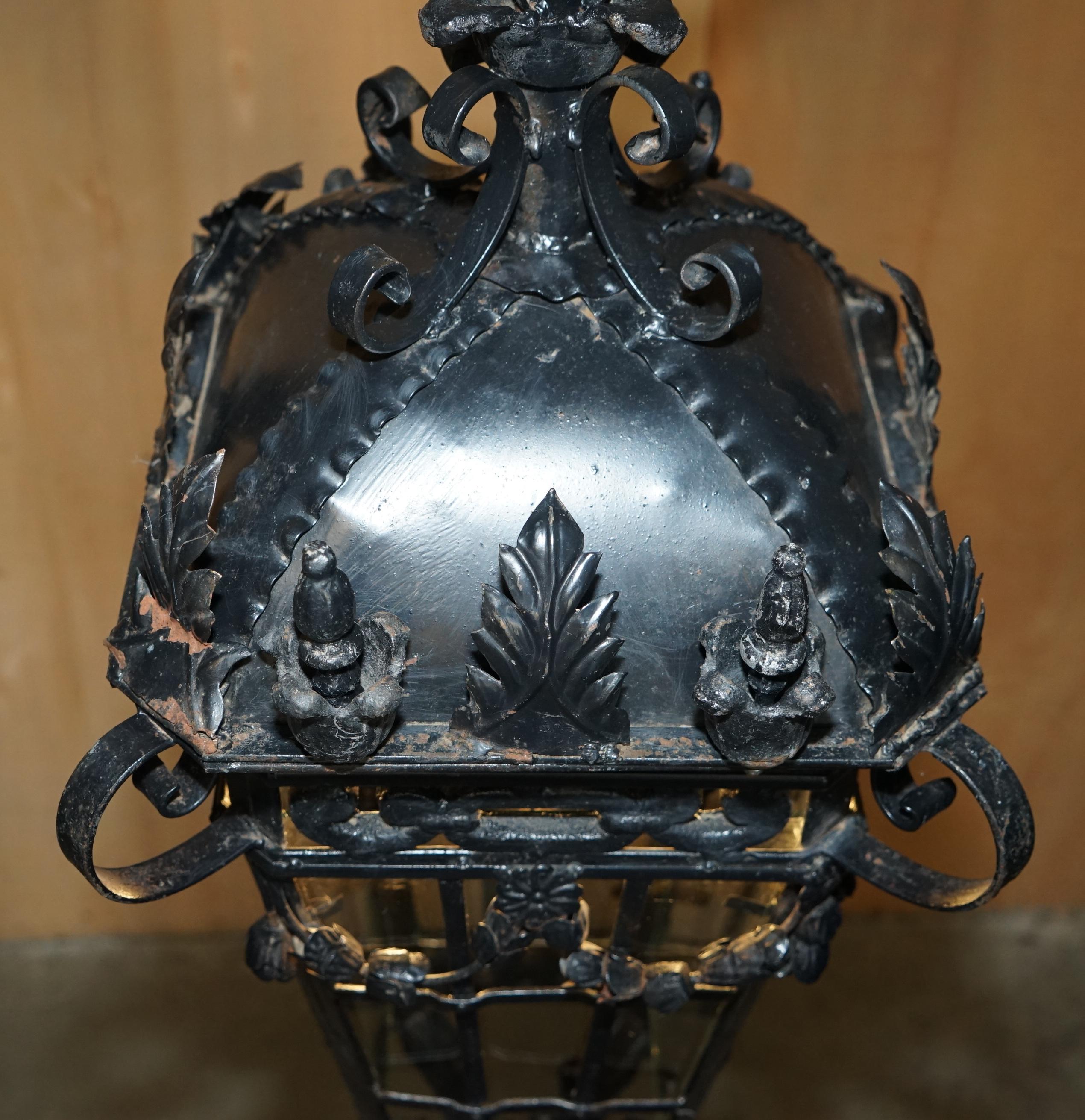 Early 20th Century FINE PAIR OF EXTRA LARGE 20TH CENTURY FRENCH PARISIAN ART DECO HANGING LANTERNs For Sale