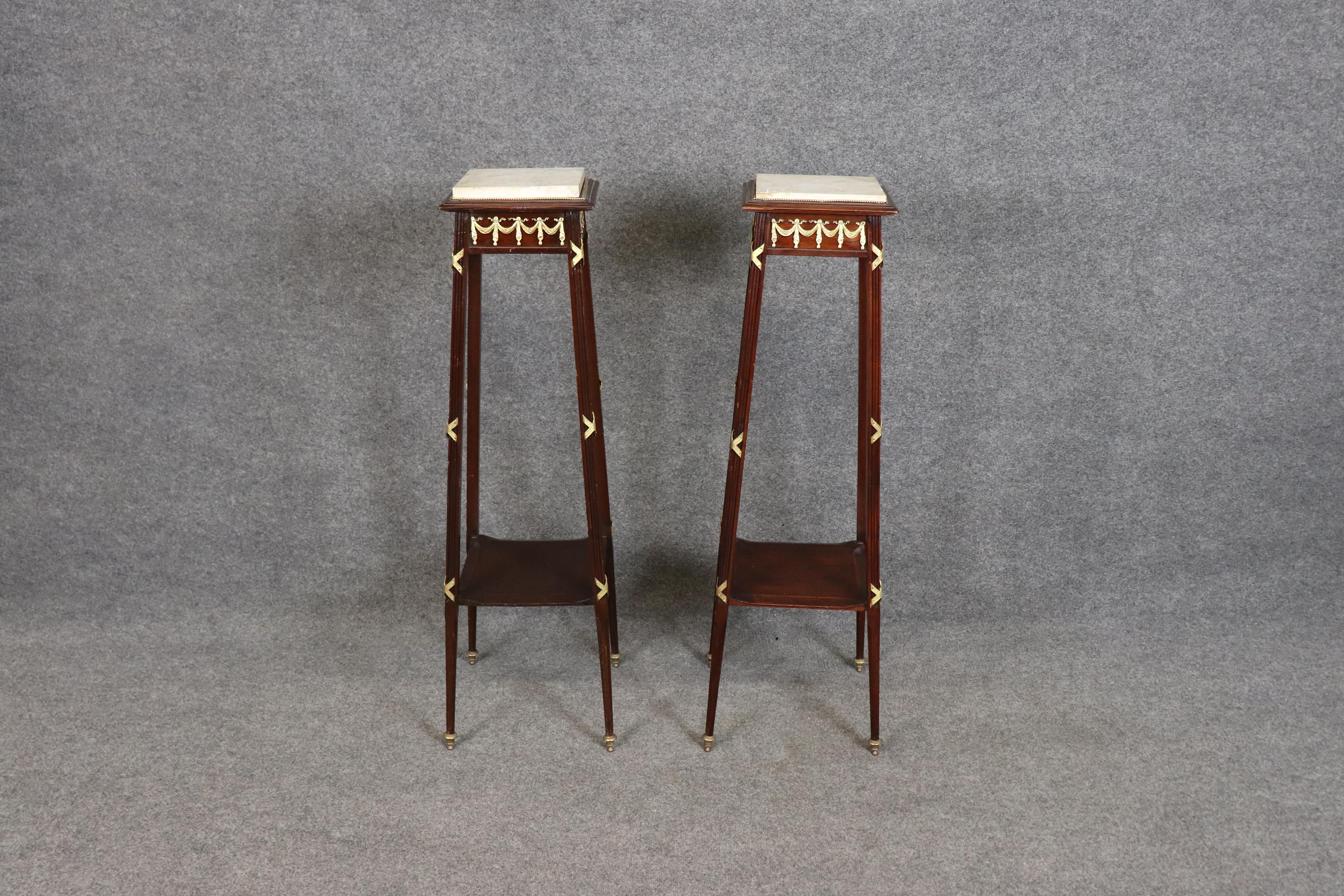 Mid-20th Century Fine Pair of Fine French Louis XVI Marble Top Bronze Mounted Planstands 1930s For Sale