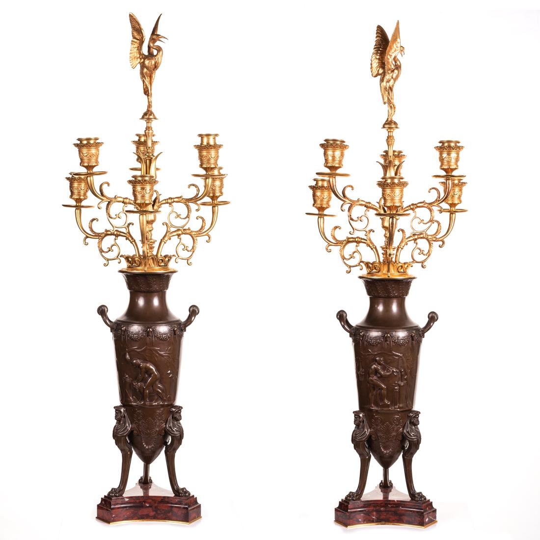 Raffinata coppia di candelabri francesi Barbedienne in bronzo dorato e patinato in vendita 1