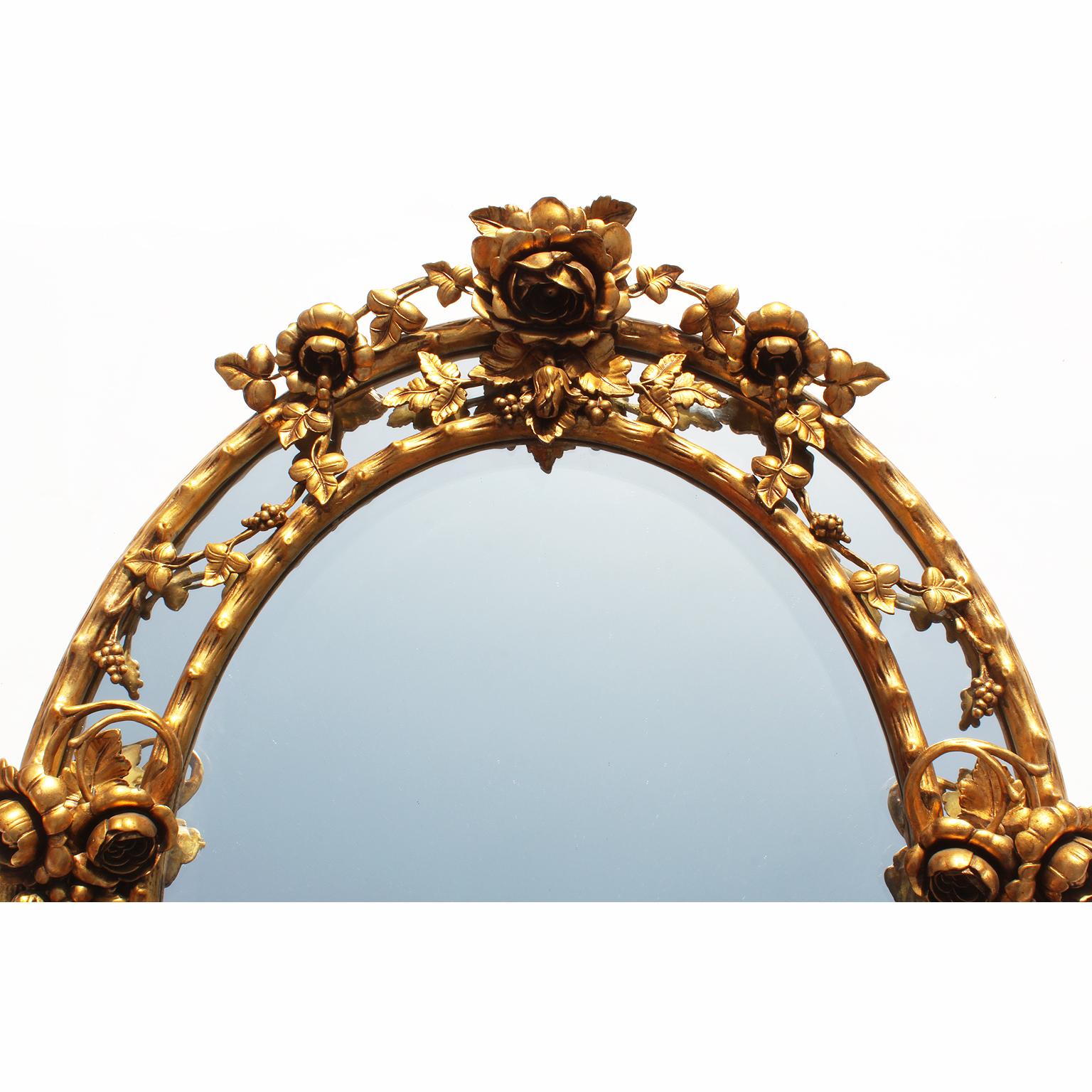 Fine Pair of French Belle Époque Giltwood and Gesso Carved Oval Mirror Frames In Good Condition In Los Angeles, CA