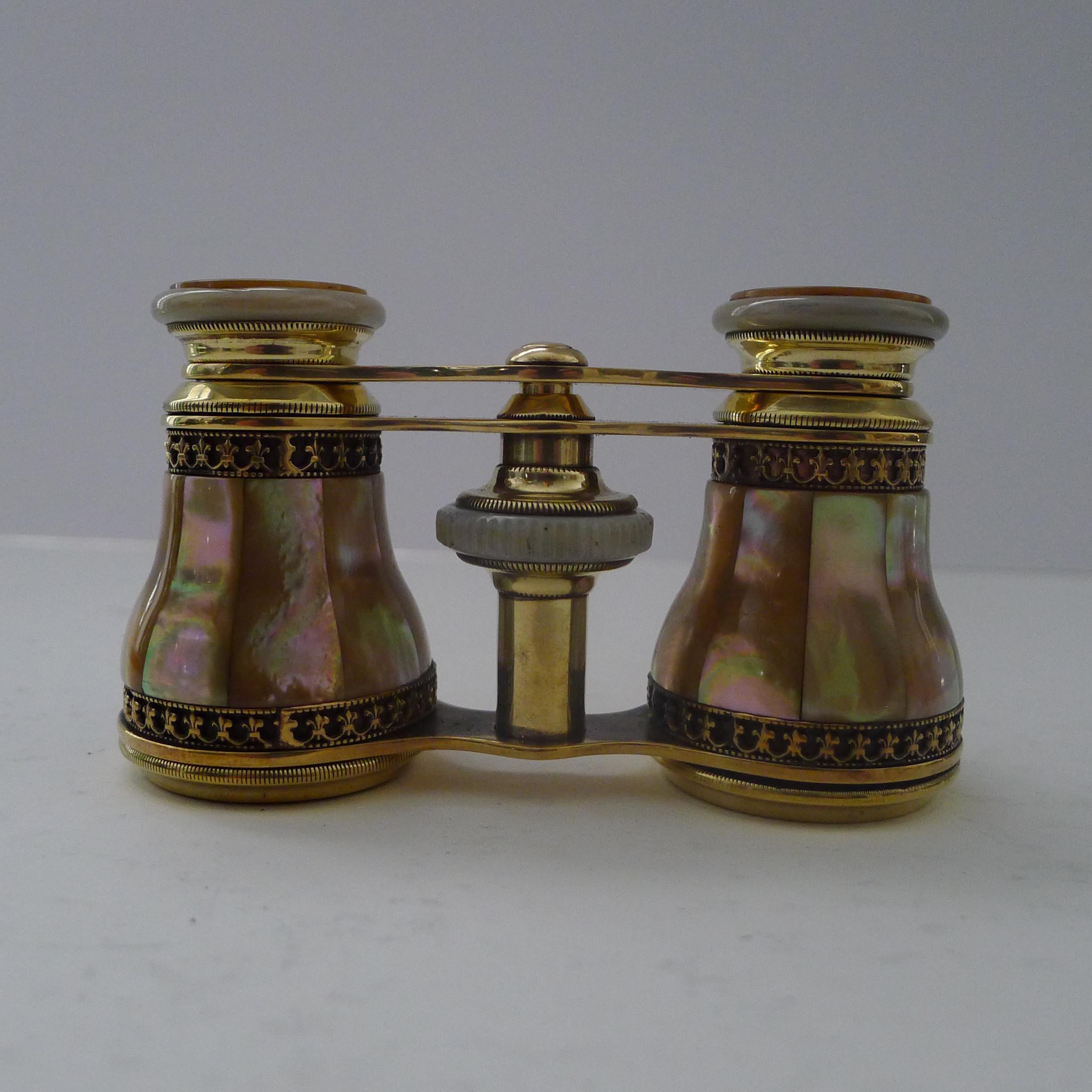 Fine Pair of French Opera Glasses, Mappin & Webb, Paris 1
