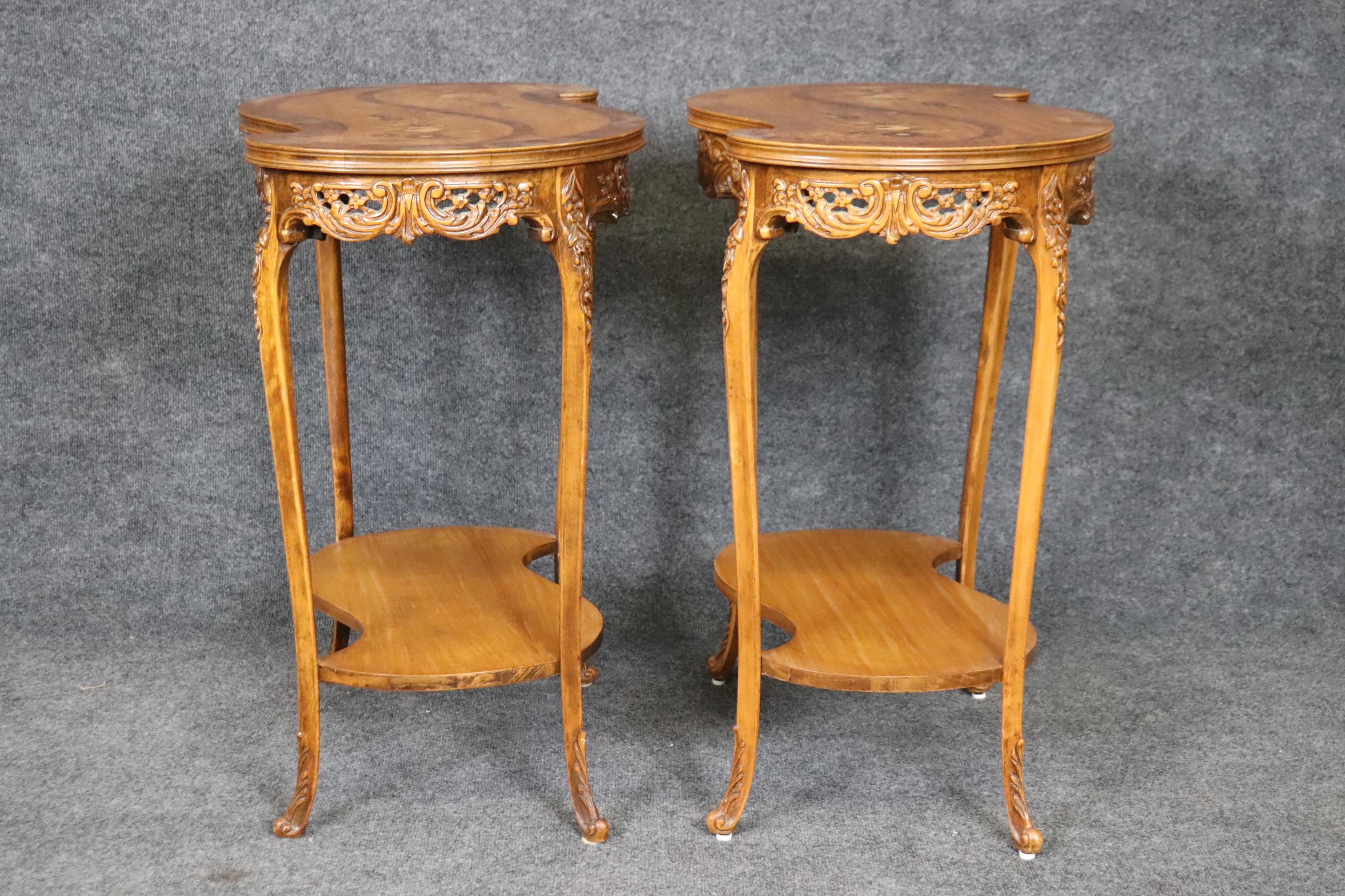 This is a gorgeous pair if French Louis XV style end tables in walnut with burled walnut and satinwood inlay. The tables are in good vintage condition. Measures 28.5 tall x 24 wide x 16 deep. dates to the 1950s and are American made. 