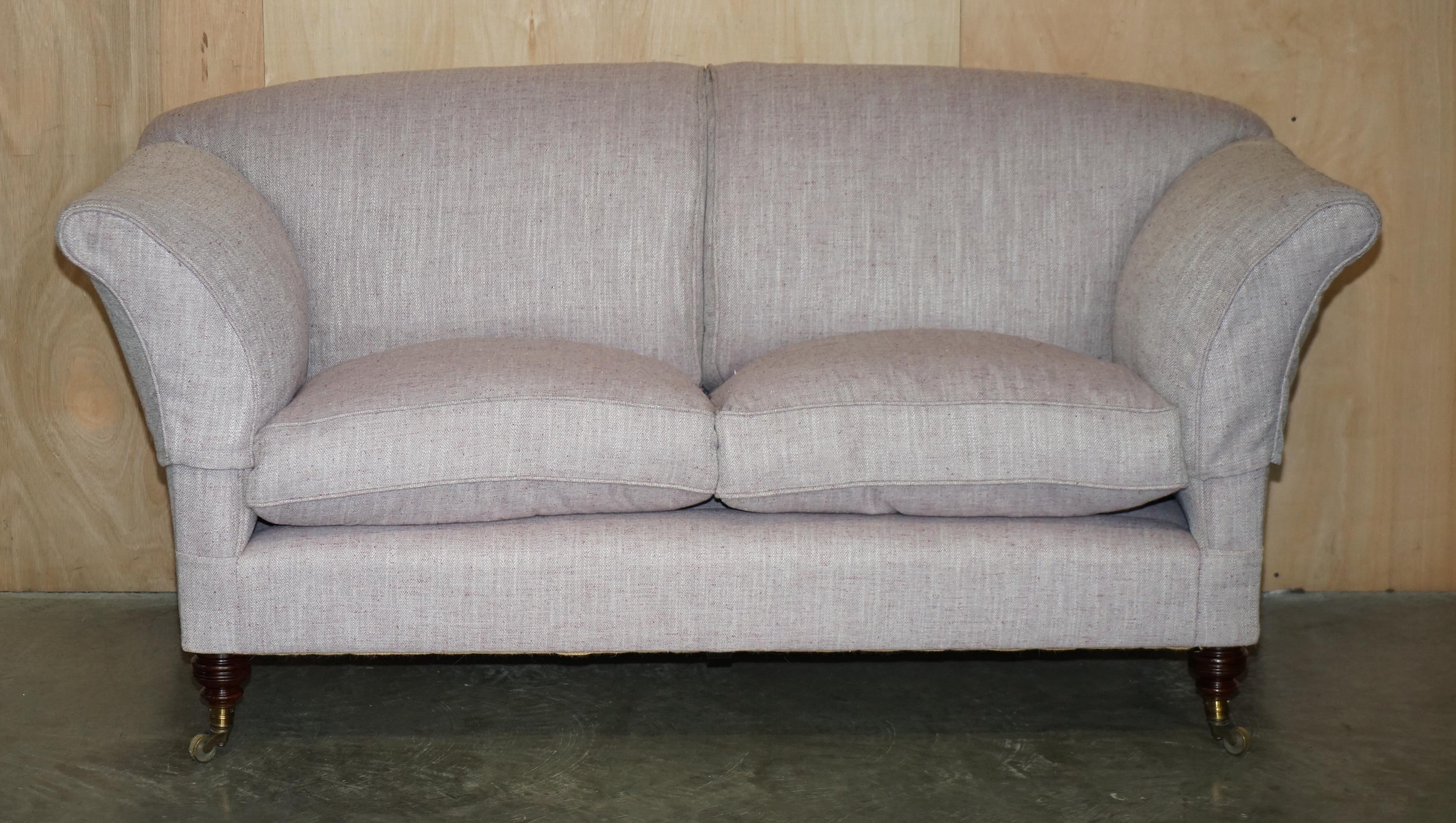 FINE PAIR OF FULLY RESTORED ANTIQUE HOWARD & SON'S ViCTORIAN PORTARLINGTON SOFAS For Sale 8