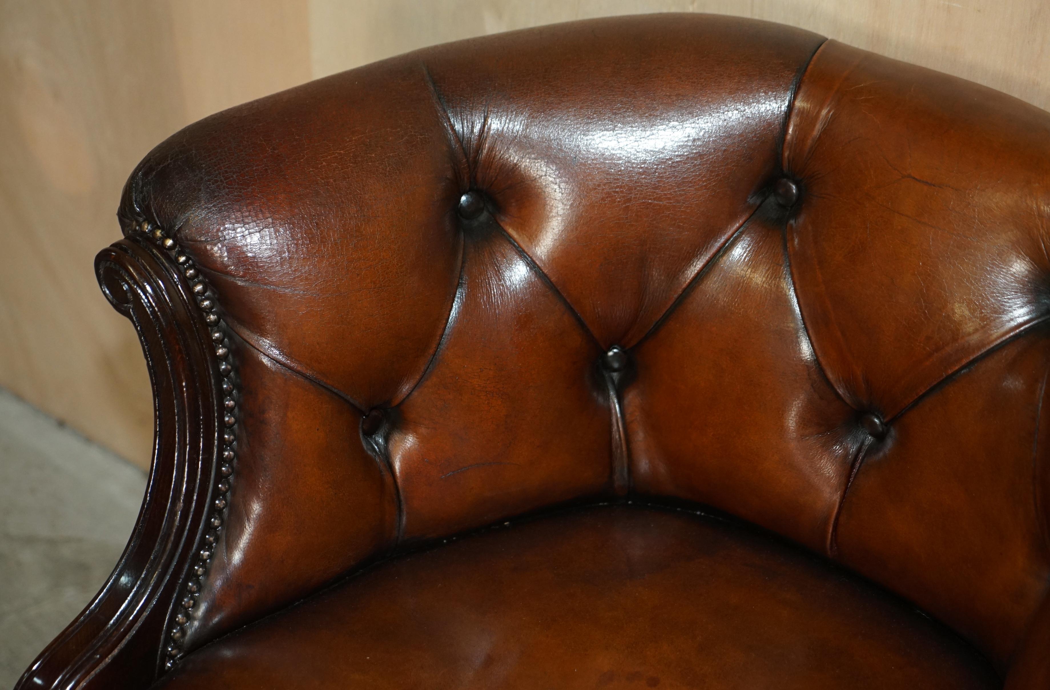 Fine Pair of Fully Restored Vintage Chesterfield Hand Dyed Tub Club Armchairs 7