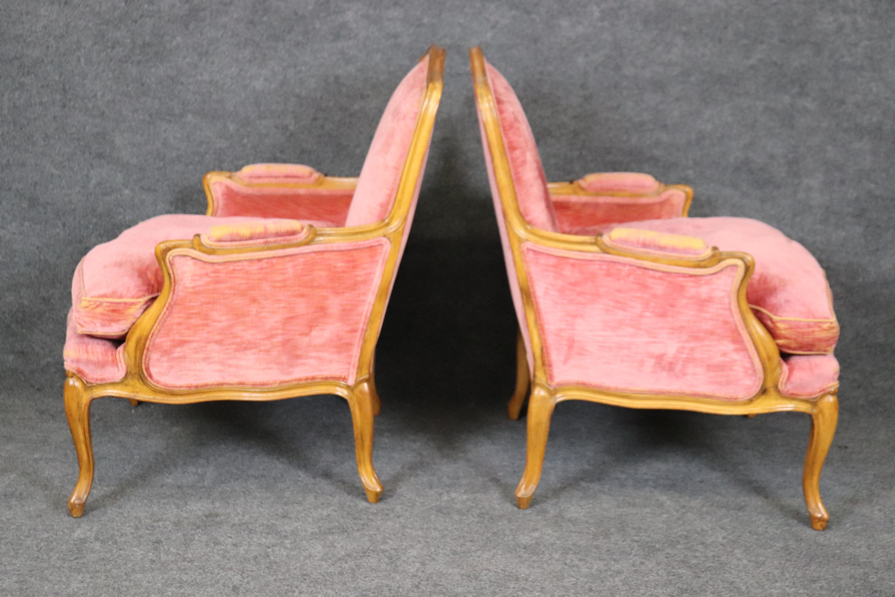 Mid-20th Century Fine Pair of Gently Worn Rose Velvet French Walnut Louis XV Bergere Chairs 
