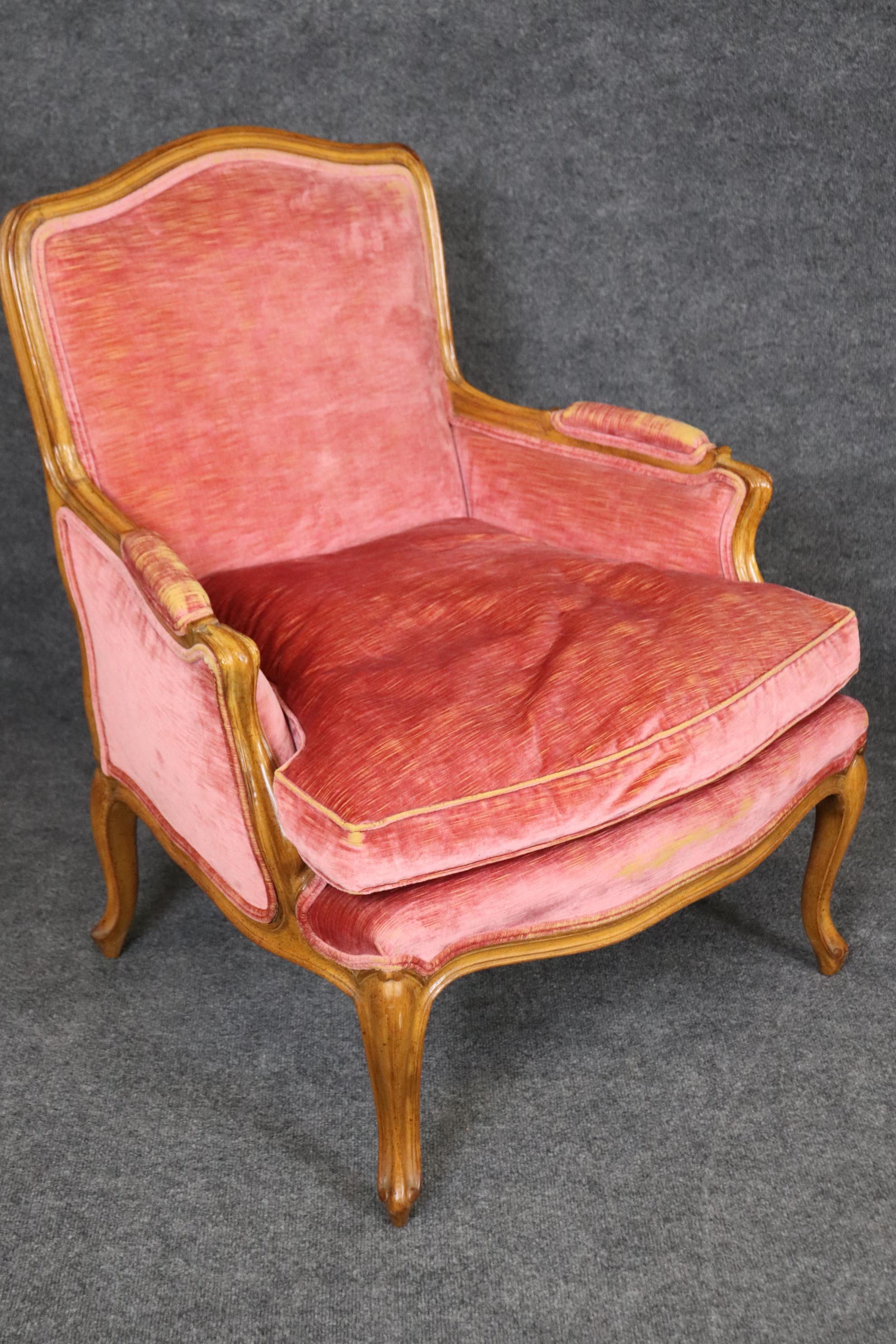 Fine Pair of Gently Worn Rose Velvet French Walnut Louis XV Bergere Chairs  3