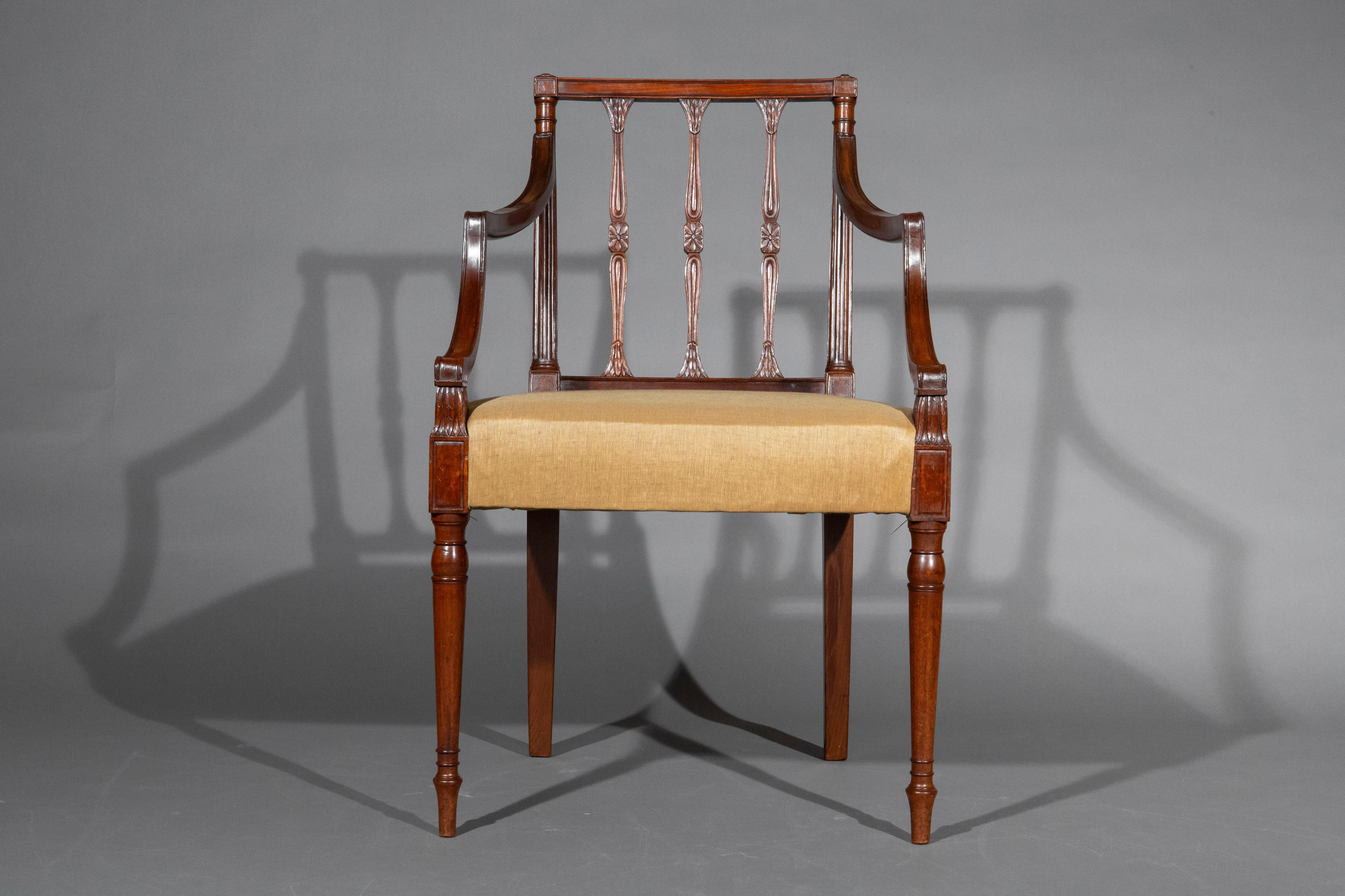 Tissu d'ameublement Fauteuils George III du XVIIIe siècle Circa 1780 en vente