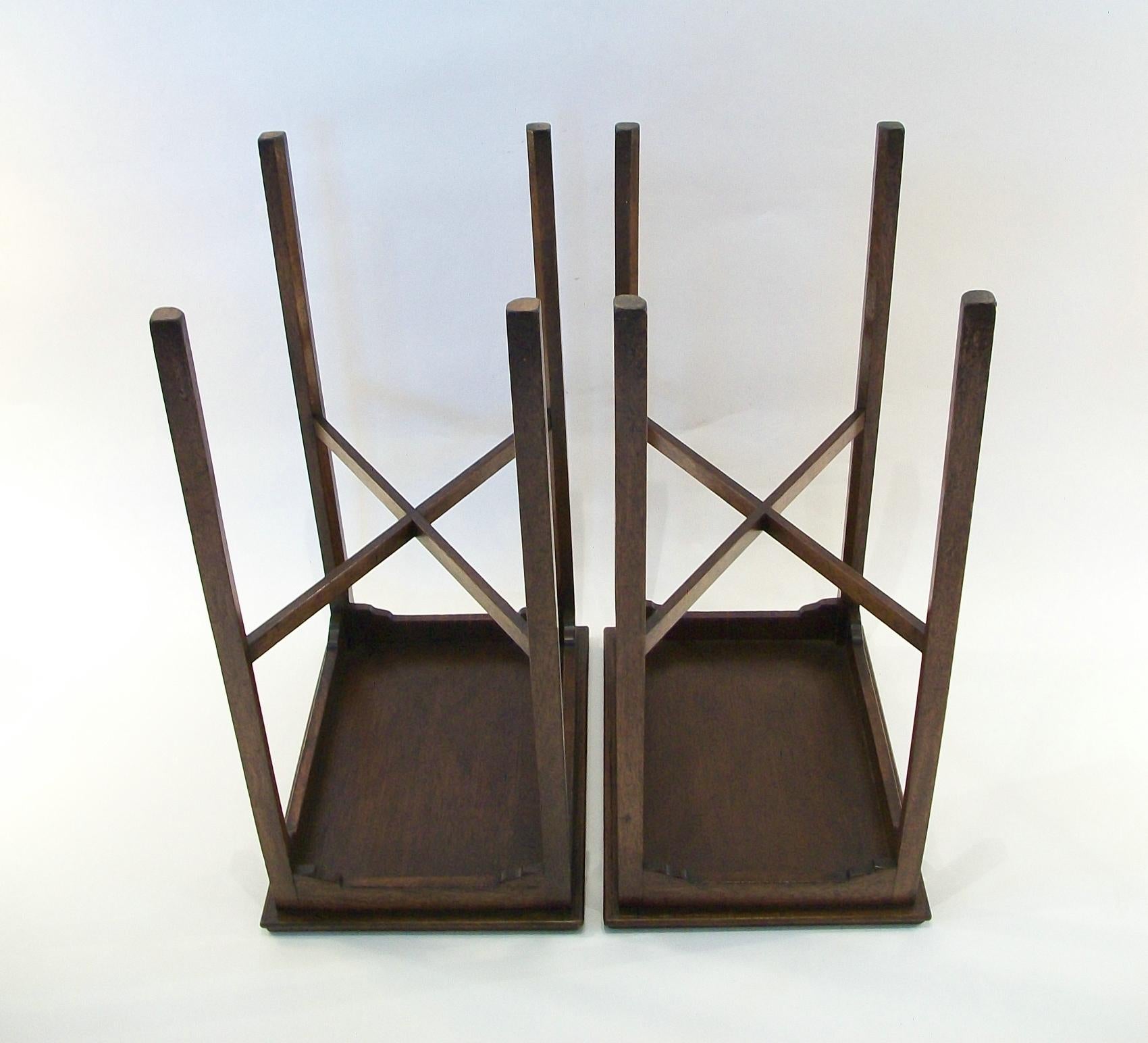 Fine Pair of Georgian Style Flamed Hardwood Side Tables - U.K. - Circa 1950's For Sale 2