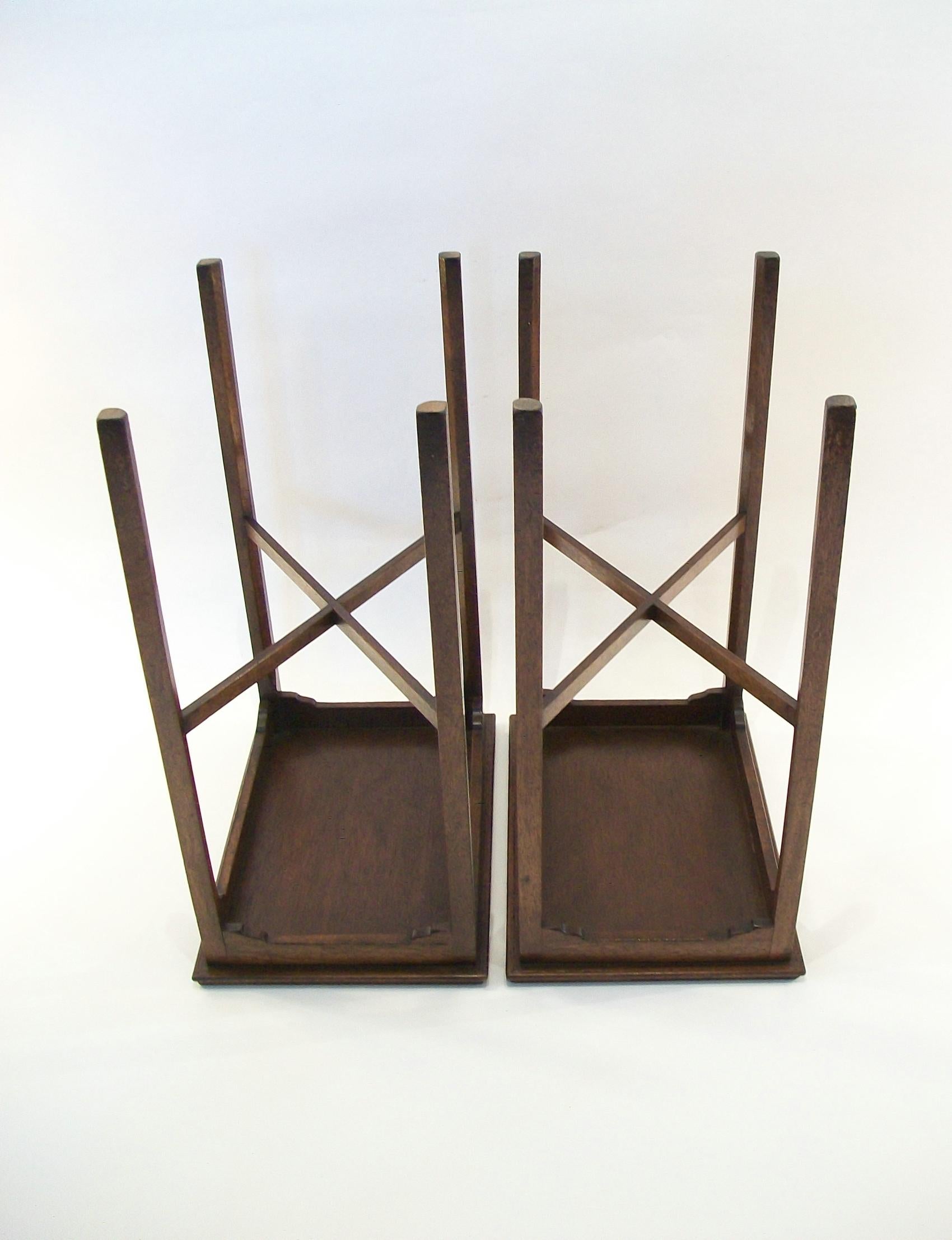 Fine Pair of Georgian Style Flamed Hardwood Side Tables - U.K. - Circa 1950's For Sale 3