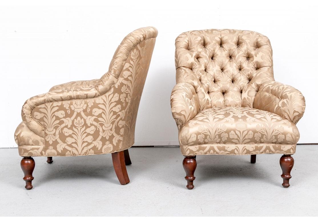 Fine Pair of Henredon Historic Natchez Collection Club Chairs In Good Condition In Bridgeport, CT