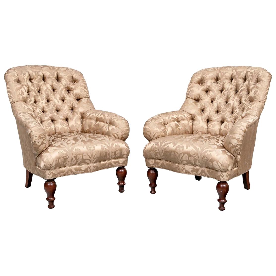 Fine Pair of Henredon Historic Natchez Collection Club Chairs