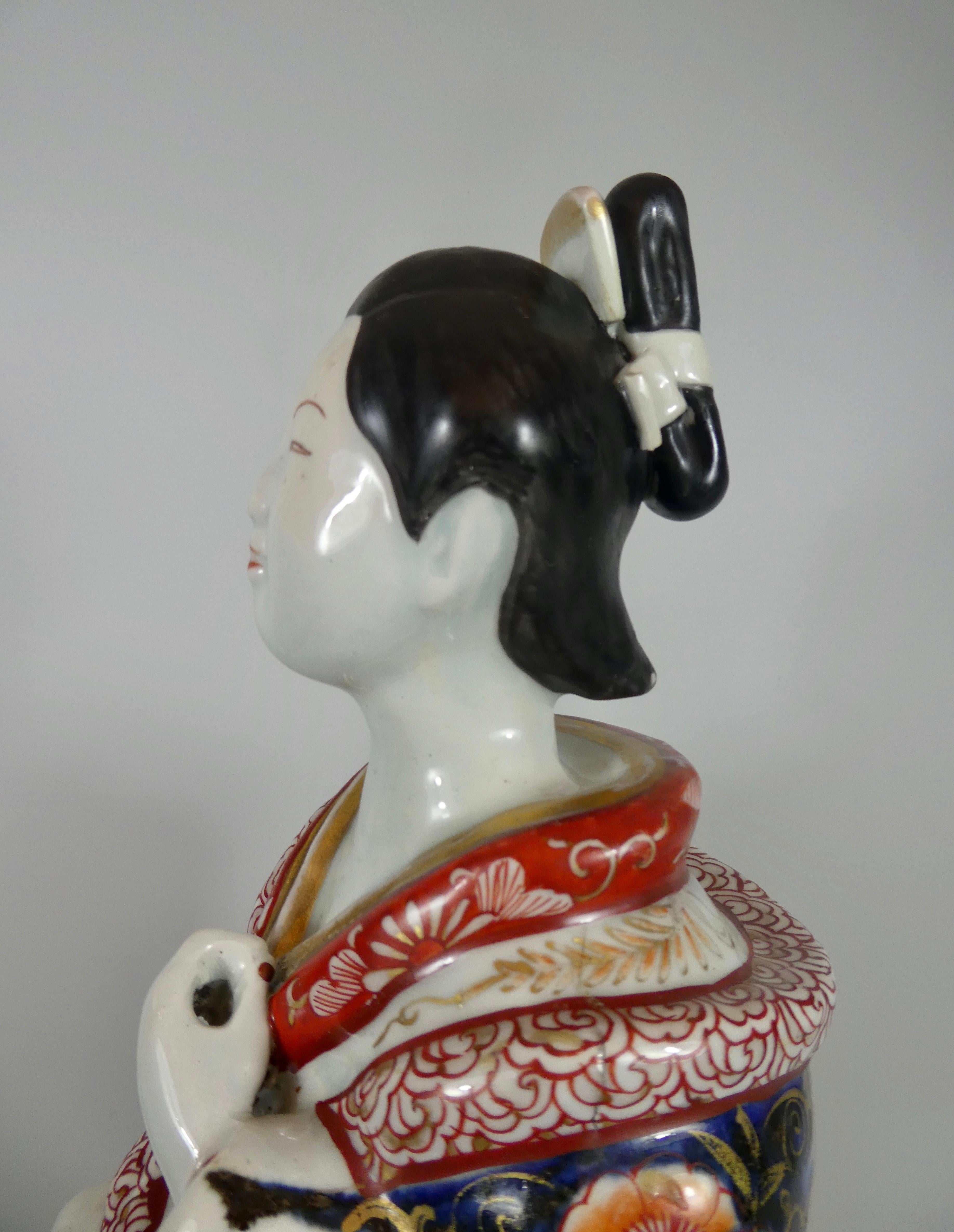Fine Pair of Imari Porcelain Bijin, circa 1690, Genroku Period 5