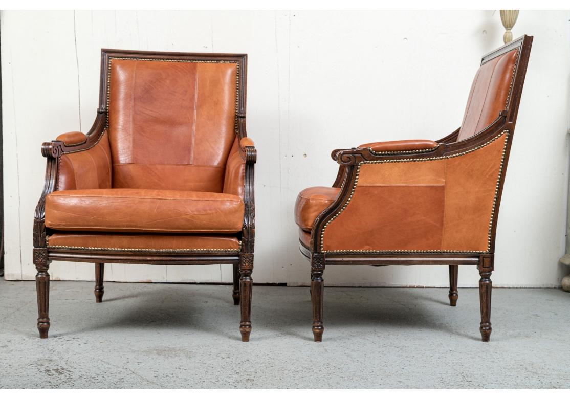 Fine Pair Of Italian Caramel Colored Leather Club Chairs In Good Condition For Sale In Bridgeport, CT
