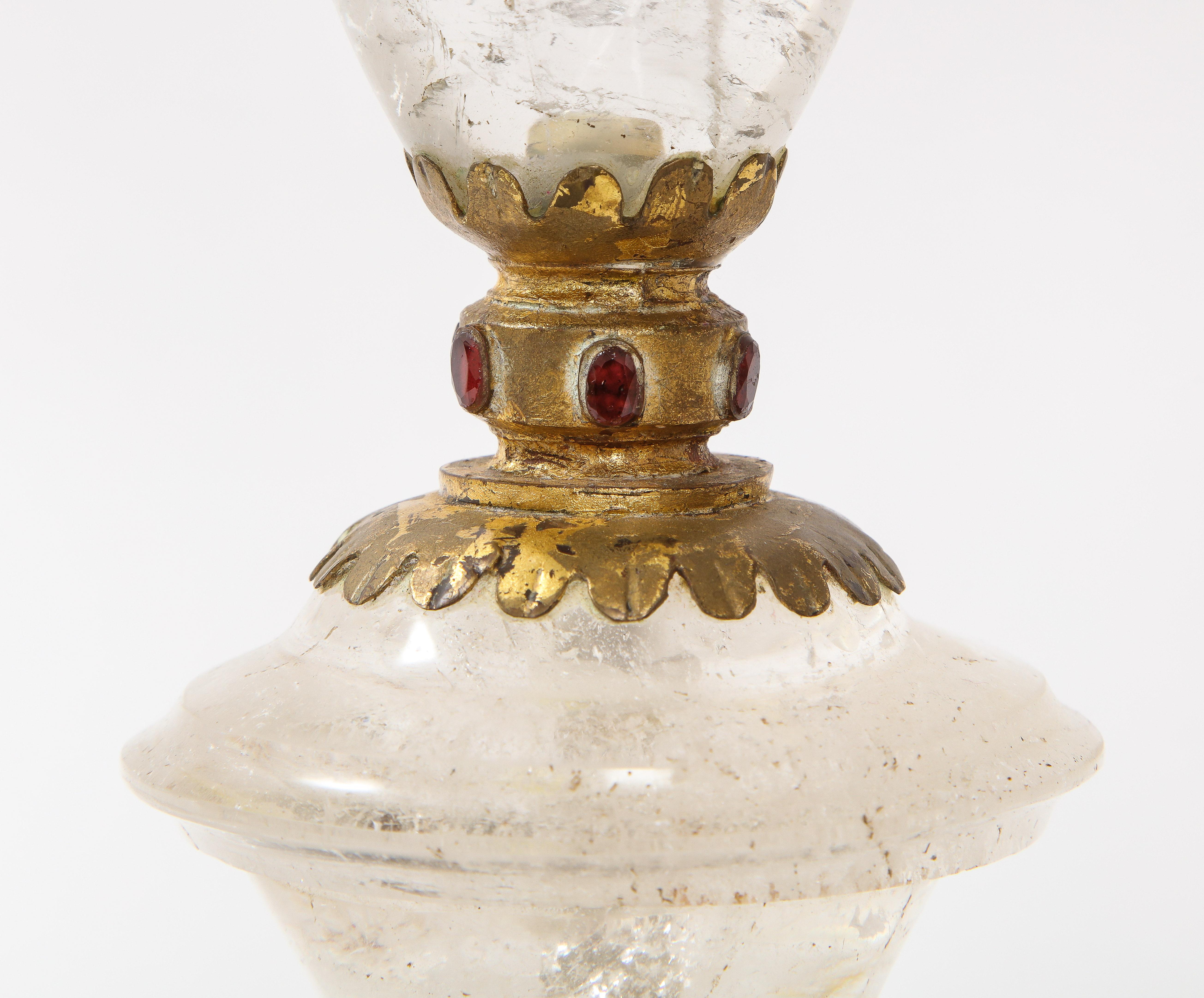 Paire de chandeliers Art Déco français en cristal de roche ornés de bijoux attribués à « Baguès » en vente 7