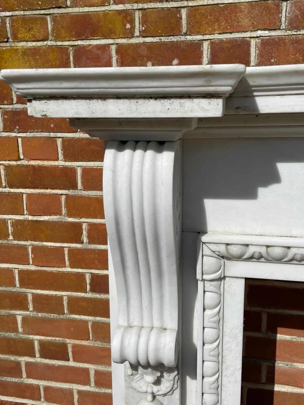 English Fine Pair of Large Antique Edwardian Quality Carved White Marble Fireplaces For Sale