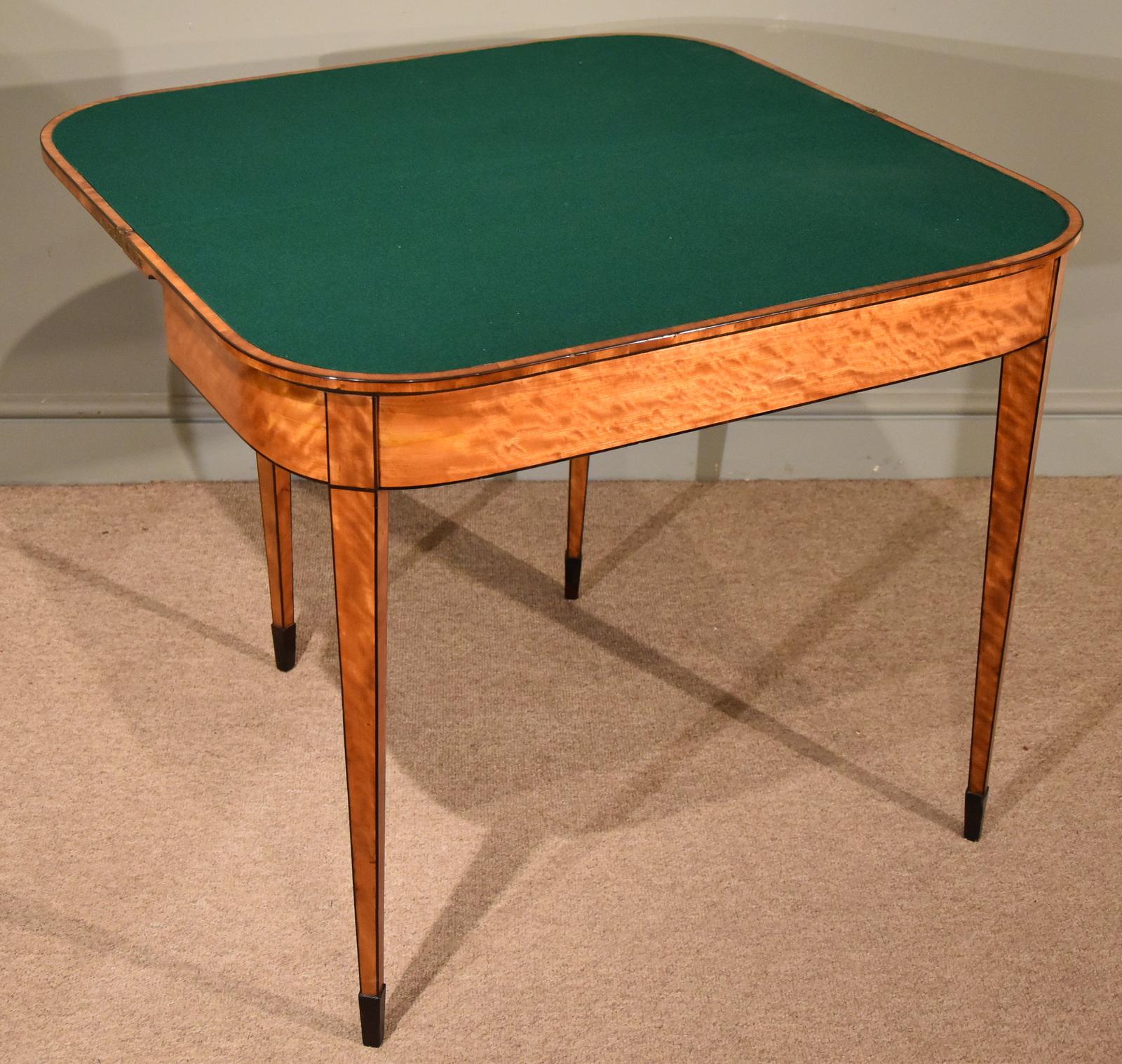 English Fine Pair of Late 18th Century Satinwood Card Table For Sale