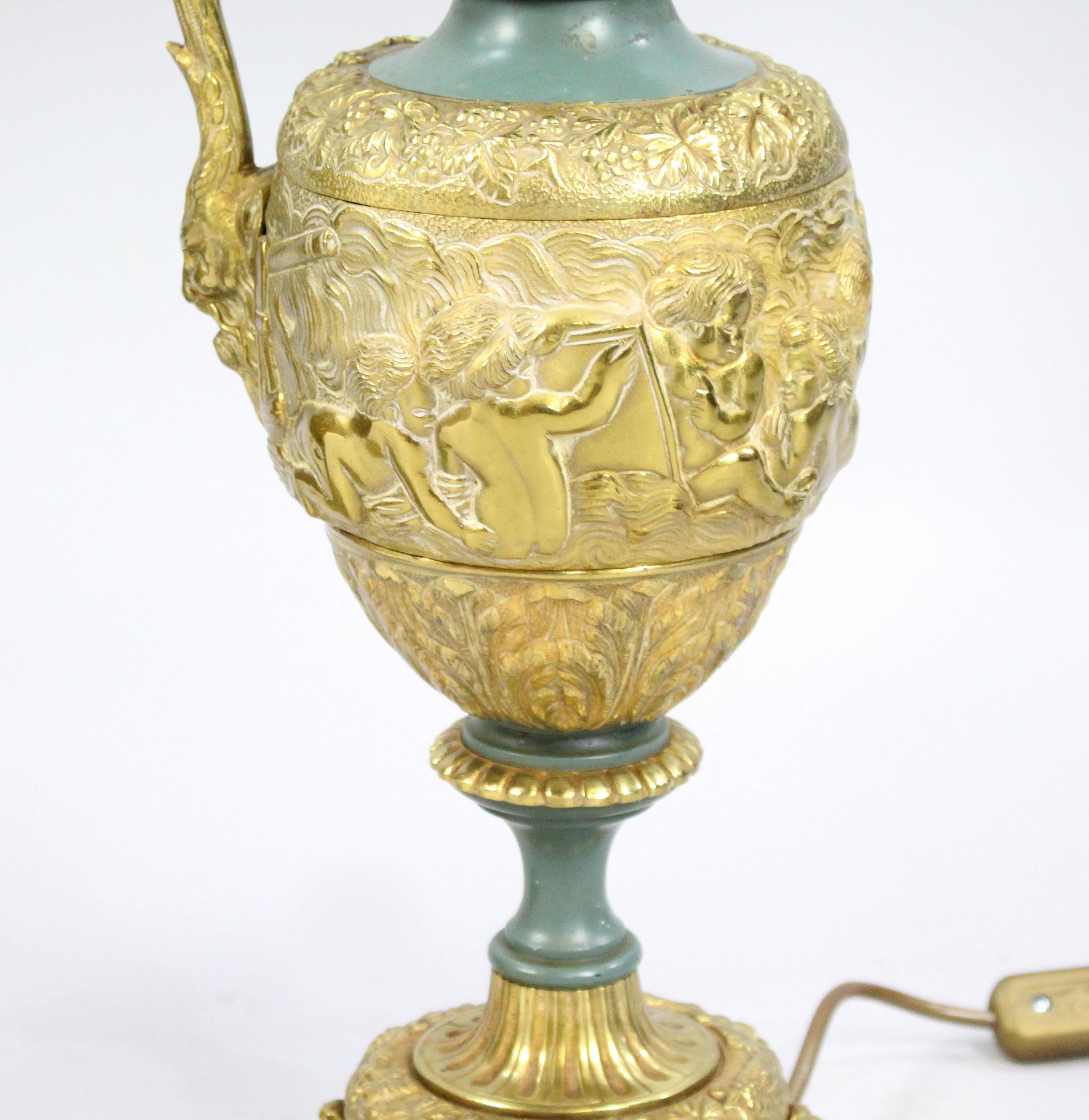 Feines Paar Ormolu-Tischlampen in Form einer Ewer aus dem späten 19. Jahrhundert, um 1890 im Angebot 2