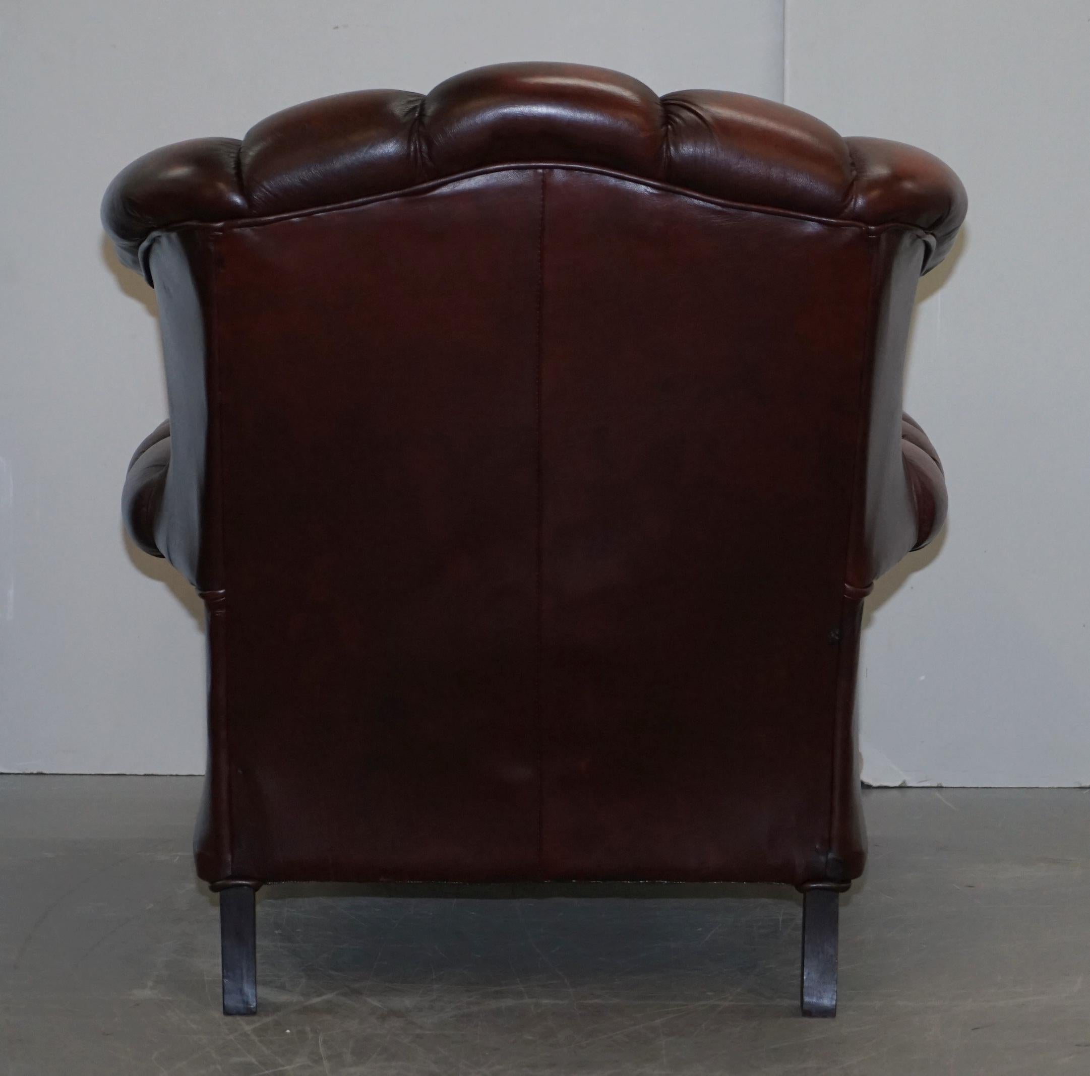 Fine Pair of Made in England Winchester Oxblood Leather Chesterfield Armchairs 5