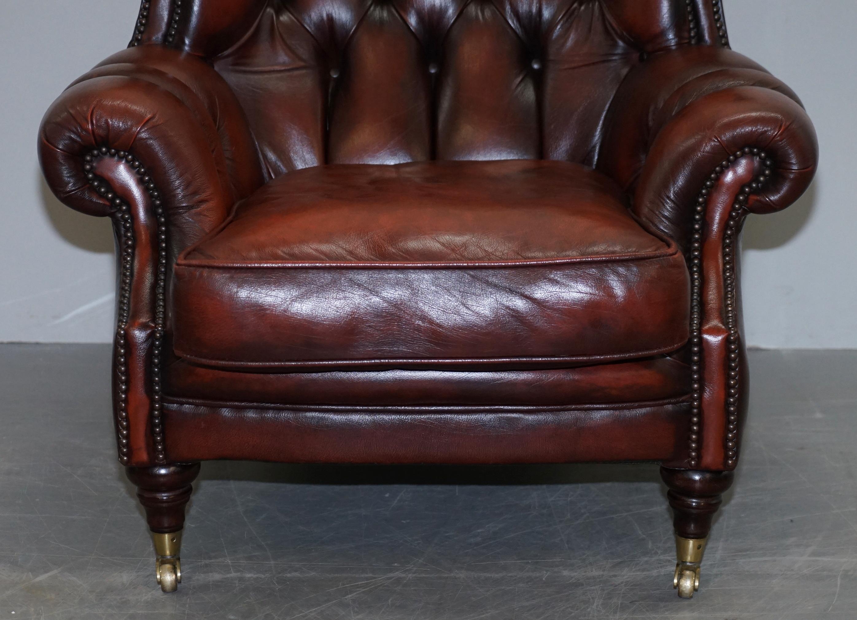 Fine Pair of Made in England Winchester Oxblood Leather Chesterfield Armchairs 3