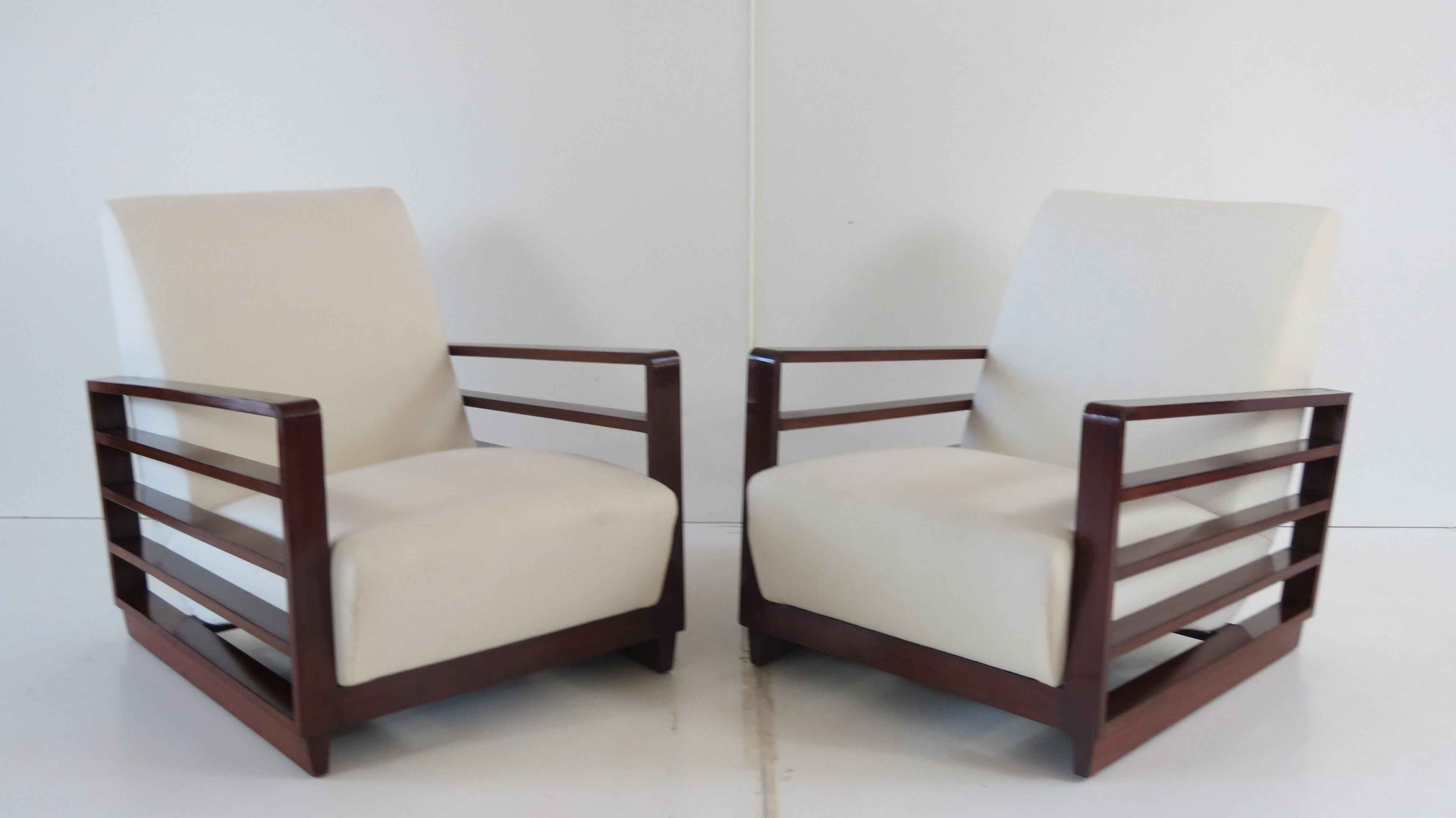 Mid-20th Century Fine Pair of Mario Quarti Rationalist Beech White Lounge Chairs, 1940 For Sale
