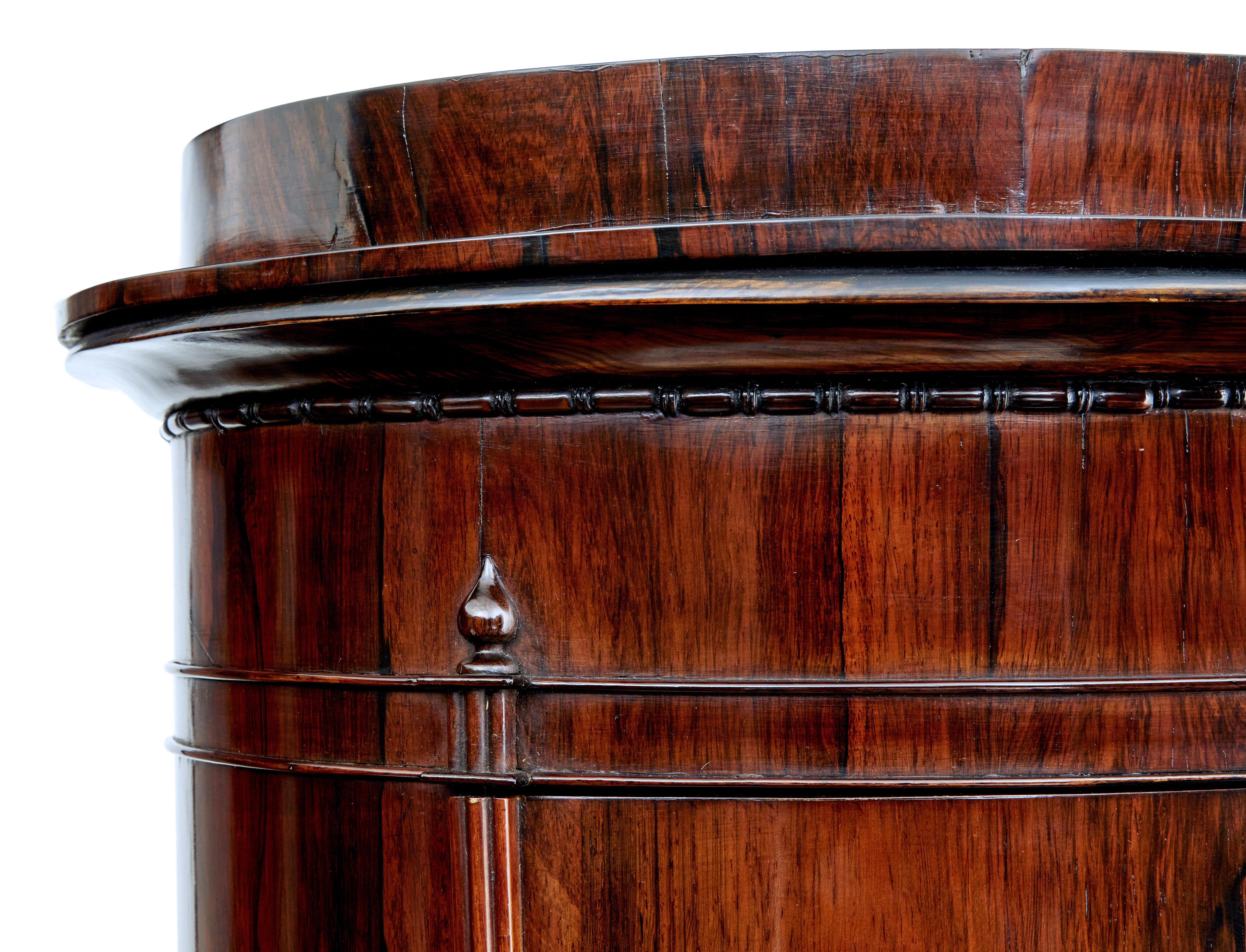 Fine Pair of Mid-19th Century Palisander Pedestal Cabinets In Good Condition In Debenham, Suffolk