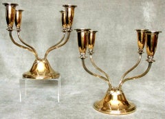 Ein außergewöhnliches Paar vergoldeter Silberkandelaber-Kandelaber aus der Mitte des Jahrhunderts, datiert 1960