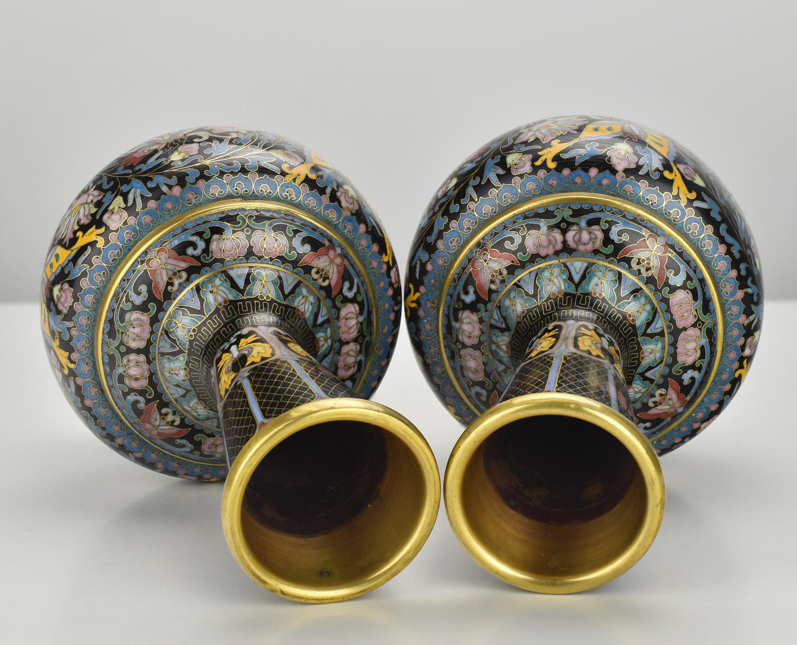 Mid-20th Century Fine Pair of Mirrored Gilt Cloisonne Enamel Butterfly Vases China For Sale