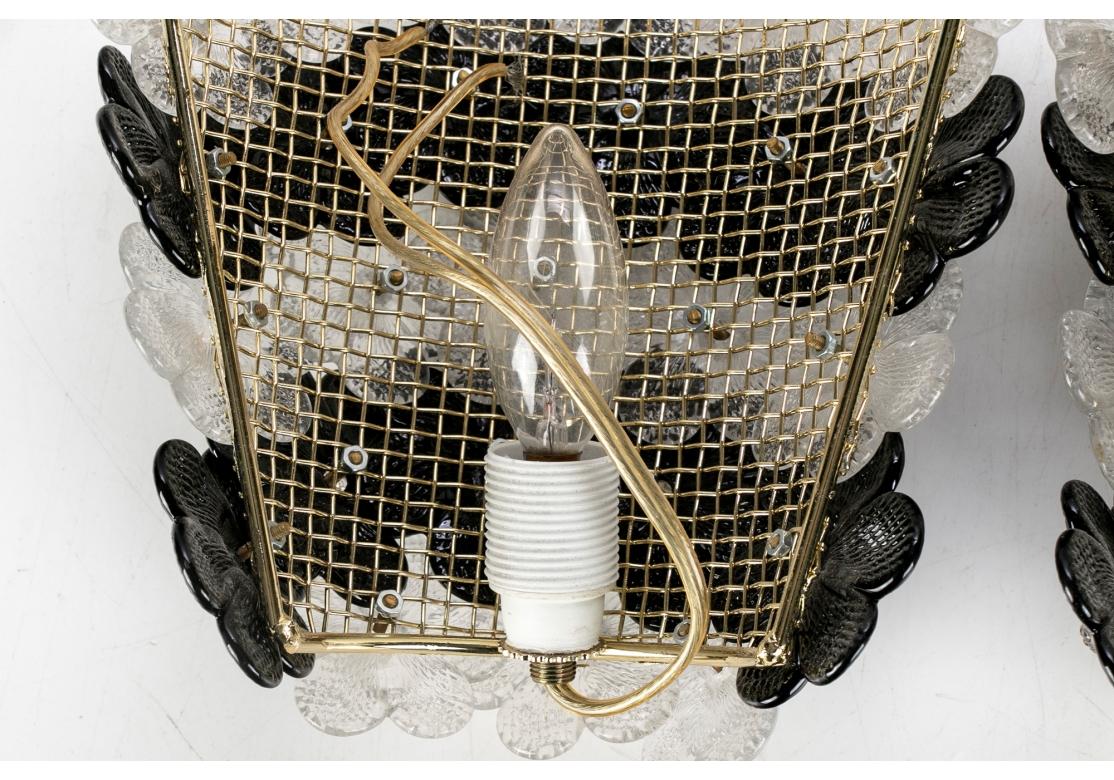 Italian Fine Pair Of Murano Petal Sconces Attrib. To Barovier & Toso For Sale