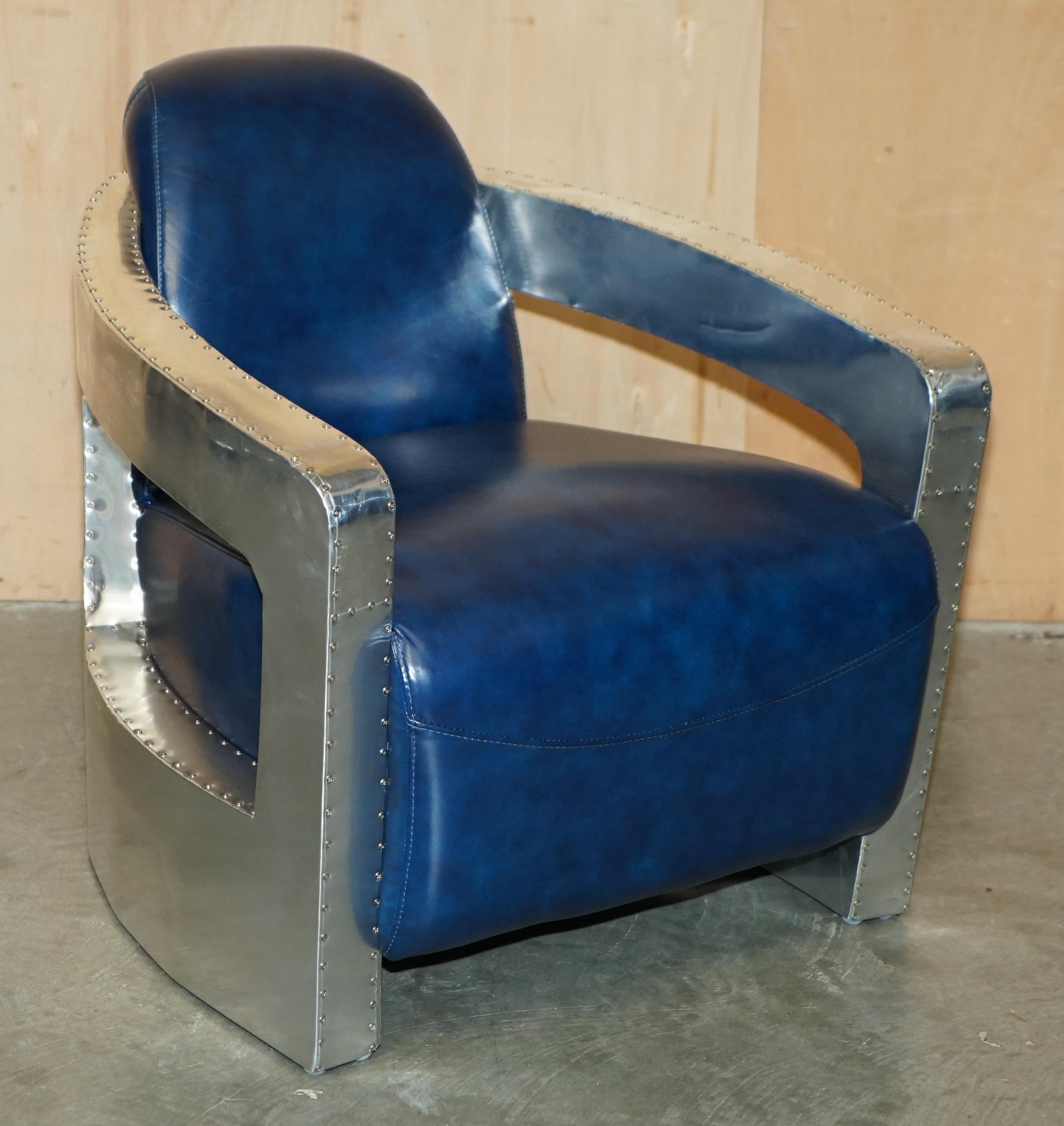 UN BEL PAIO DI POLTRONE AVIATOR ROCKET IN PELLE BLU NAPOLEONICA E ALLUMINIO LUCIDO in vendita 4