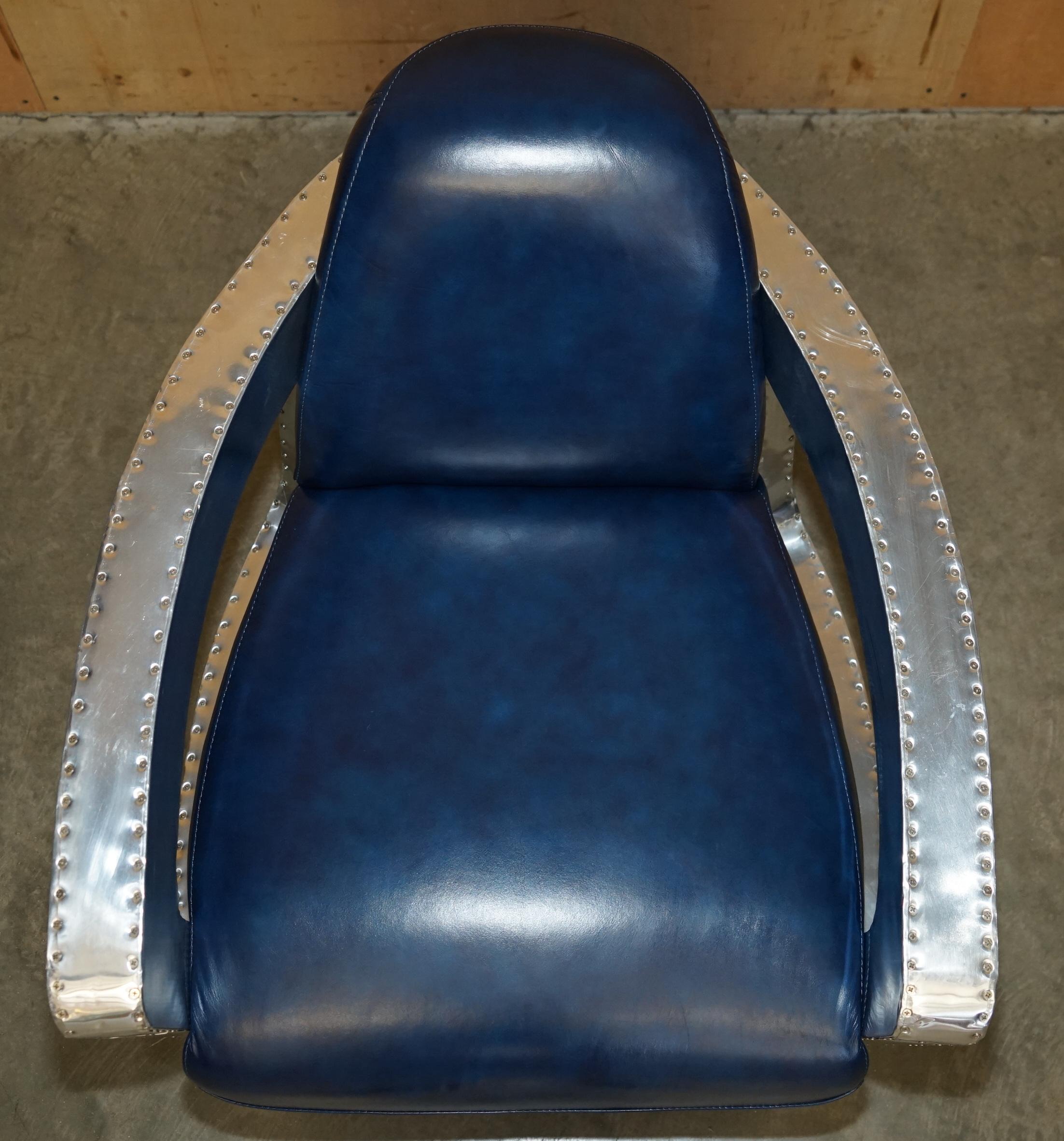 UN BEL PAIO DI POLTRONE AVIATOR ROCKET IN PELLE BLU NAPOLEONICA E ALLUMINIO LUCIDO in vendita 7