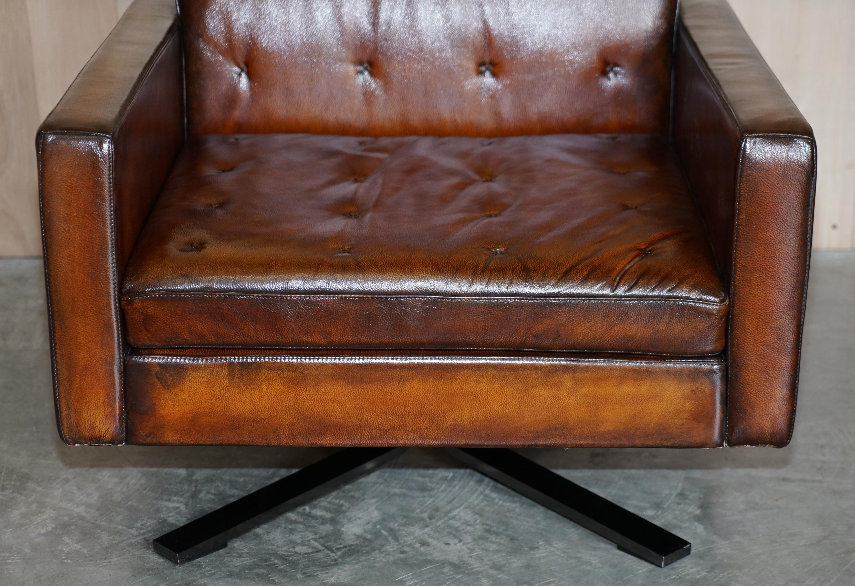 Fine Pair of One of a Kind Poltrona Frau Kennedee Brown Leather Swivel Armchairs 4