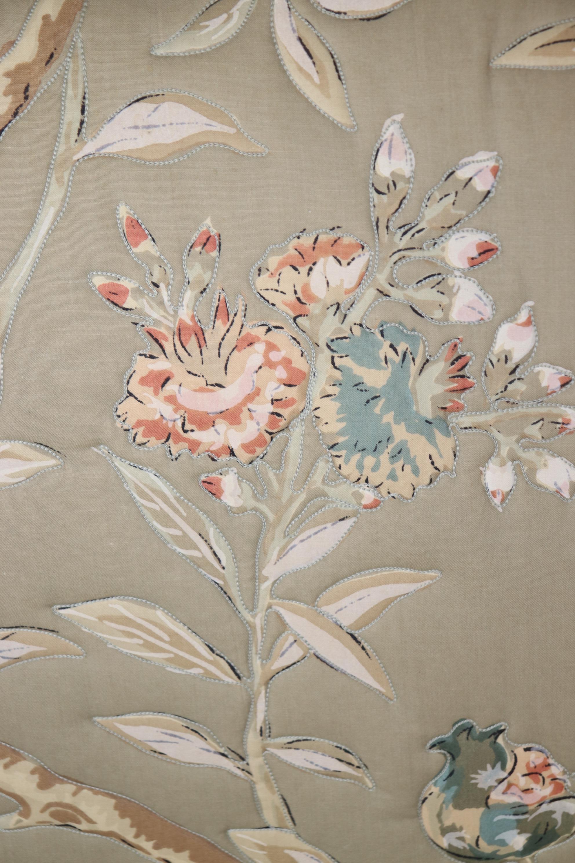 Paire de chaises de style Louis XV, décorées à la peinture, de style Marquis Bergere en vente 9